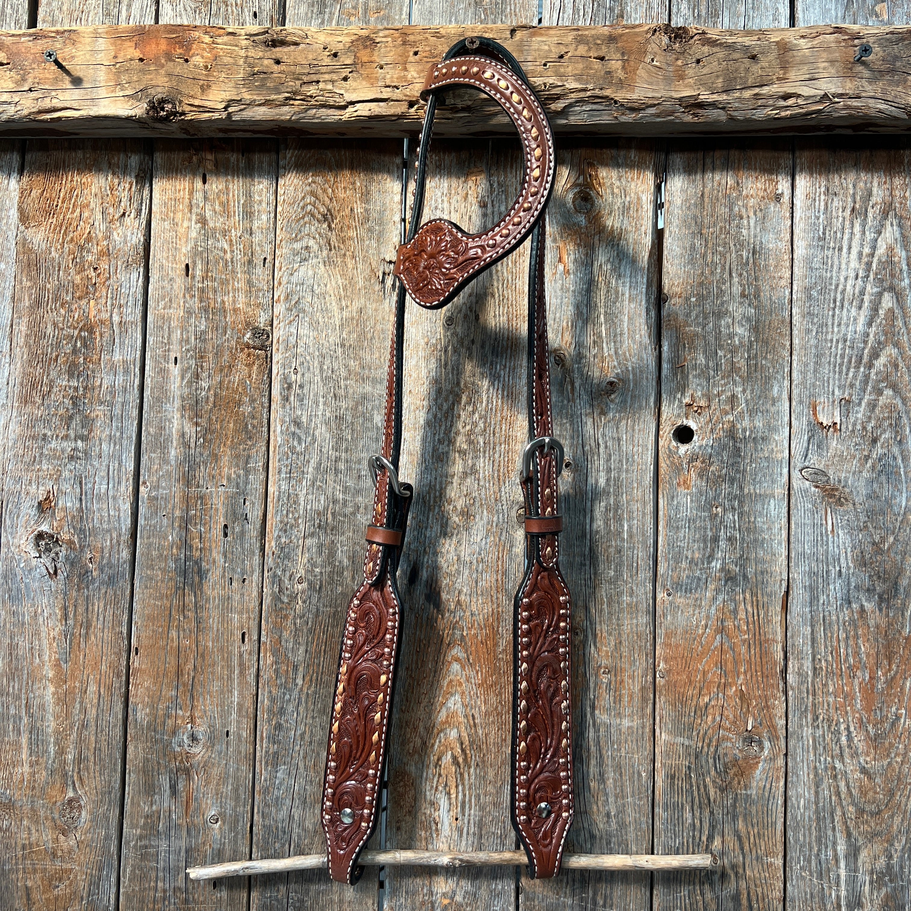 Medium Oil Floral Tooled Copper Buckstitching & Dots One Ear Headstall Bridle – Handcrafted Leather Horse Bridle for Western Riding, Ranch Work & Show Events