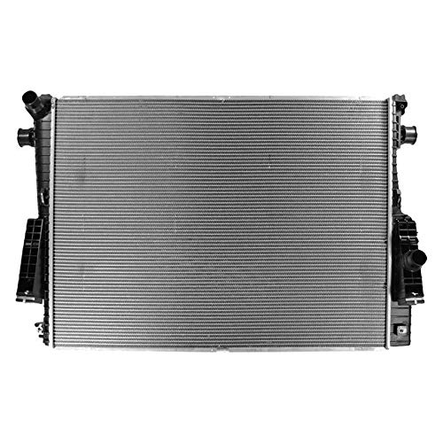 8013022 High-Performance Aluminum Radiator - Efficient Engine Cooling for Cars, Trucks & SUVs - Ideal for Daily Commuting, Off-Roading & Heavy-Duty Use