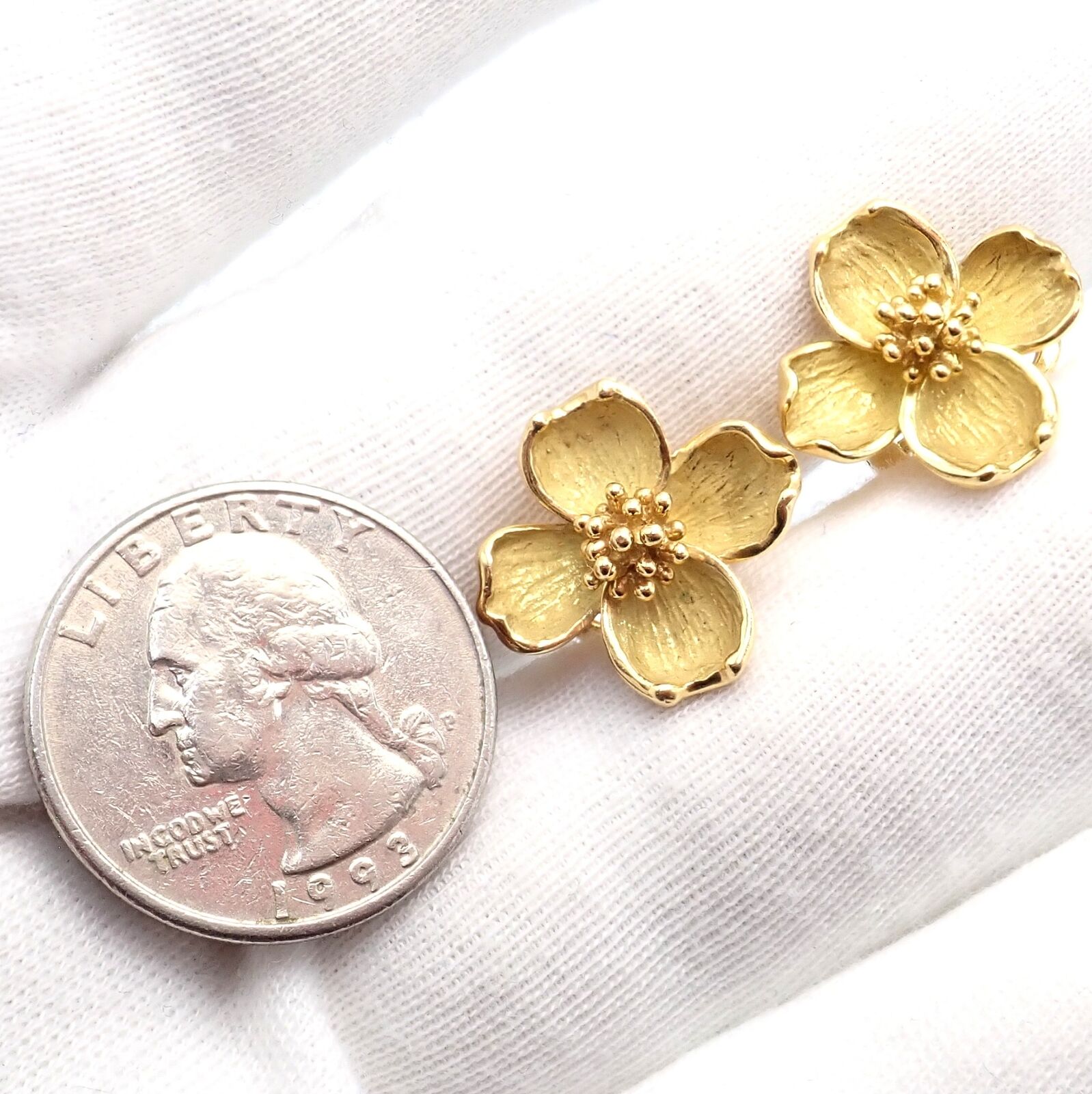 Authentic Vintage Tiffany & Co 18K Yellow Gold Dogwood Flower Earrings - Elegant Jewelry for Women, Perfect Gift for Anniversary, Wedding & Special Occasions