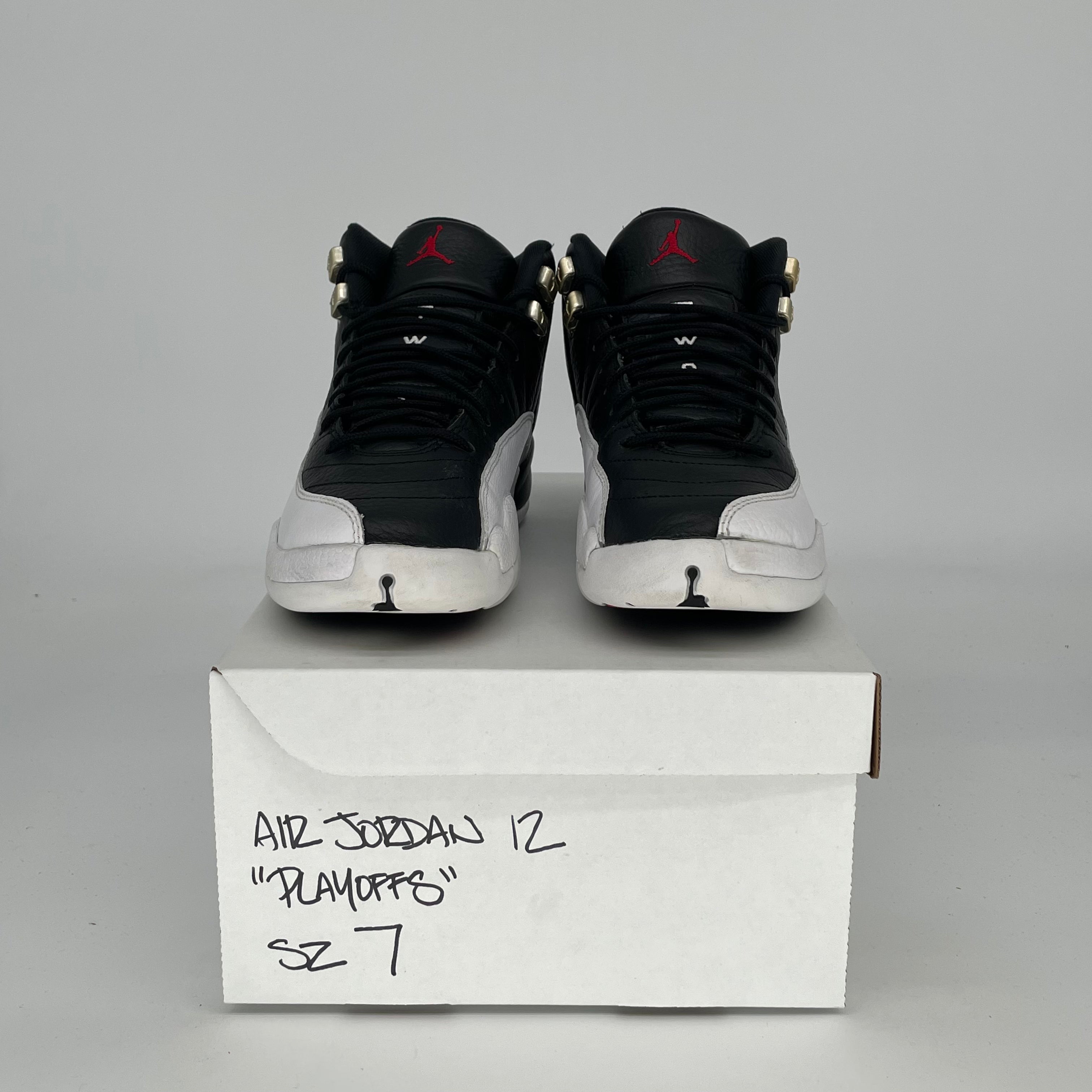 Original Air Jordan 12 Playoffs Basketball Shoes - Men's Size 7 / Women's 8.5W (Style Code 153265-006) - Perfect for Streetwear & Court Performance