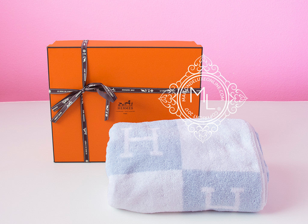 Hermes Classic Blue H Avalon Large Bath Towel - Luxury Soft Absorbent Cotton Towel for Spa, Beach & Bathroom Use