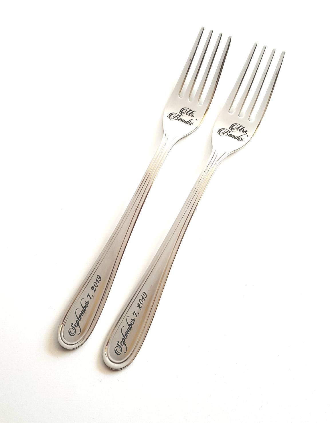 Personalized Mr & Mrs Forks Set - Engraved Custom Wedding Date - Anniversary Gift for Couples - Elegant Flatware for Bride & Groom - Perfect for Wedding Anniversaries, Romantic Dinners & Special Occasions