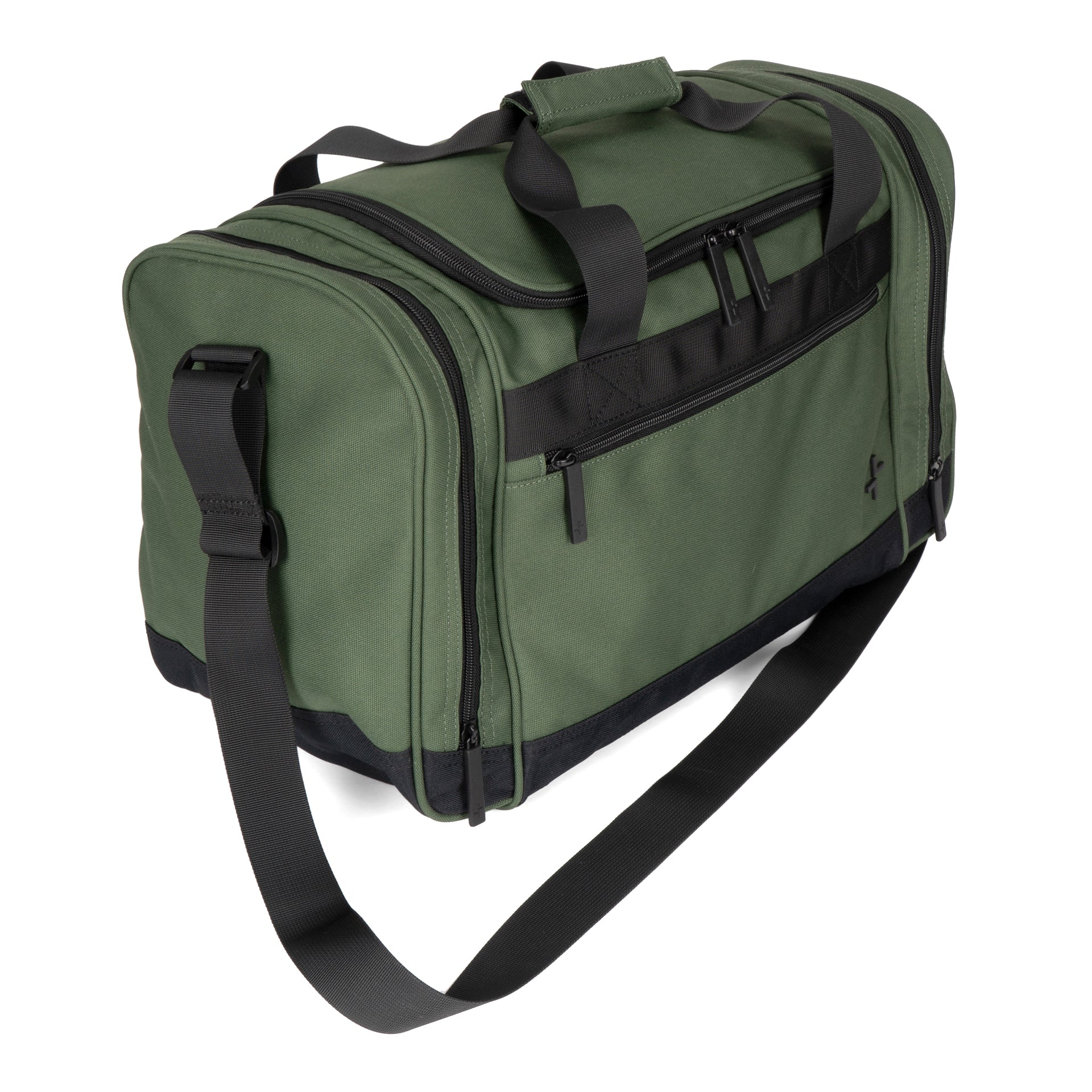 Tracker EVERYDAY Basic Duffle Bag - Lightweight Travel Gym Sports Carry On Luggage for Men & Women - Perfect for Workouts, Weekend Trips and Daily Commute