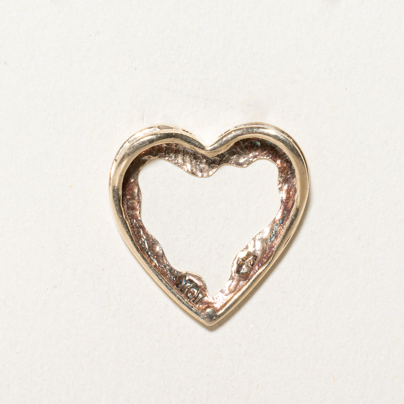 10K Yellow Gold Hollow Heart Pendant Necklace for Women - Dainty & Elegant Jewelry Gift for Valentine's Day, Anniversary or Birthday - Perfect for Layering and Everyday Wear