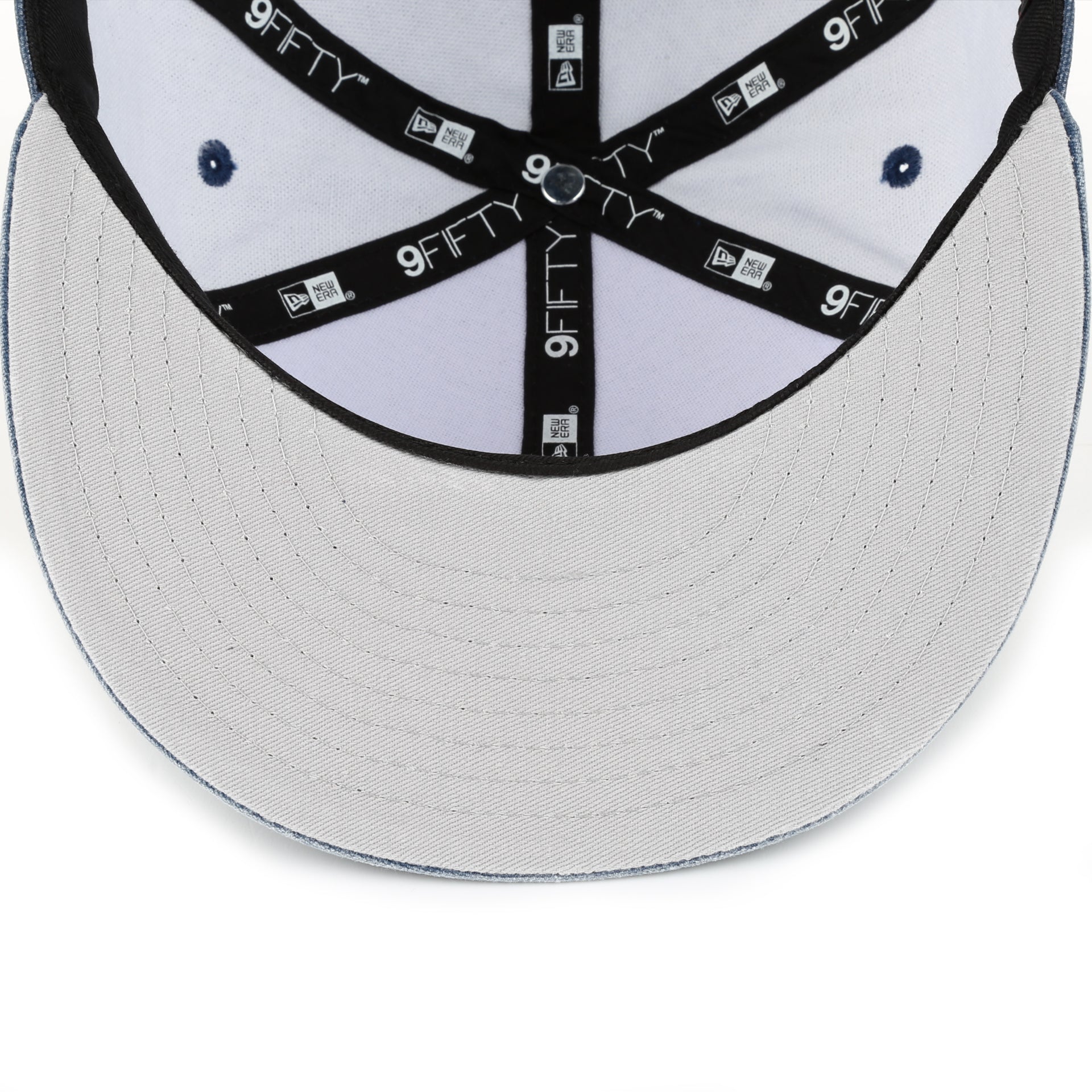 New Era 9Fifty Washed Over Snapback Hat - New York Yankees Dark Denim Baseball Cap for Men & Women - Perfect for Sports Games, Streetwear Fashion & Casual Outfits