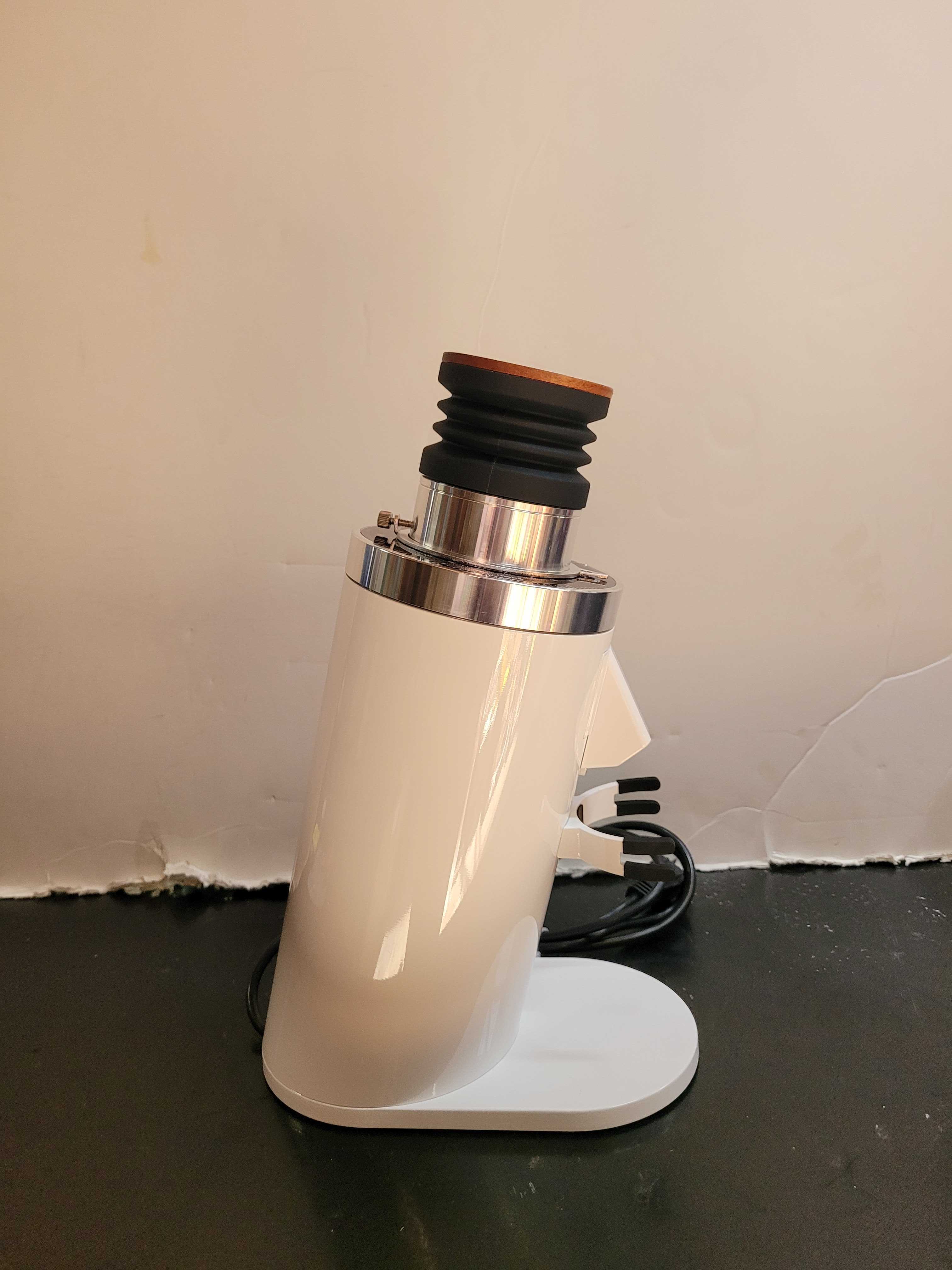 Certified Pre-Owned DF64 (0996) Coffee Grinder - High-Quality Used Espresso Grinder for Home & Professional Baristas | Perfect for Espresso, Pour Over & French Press