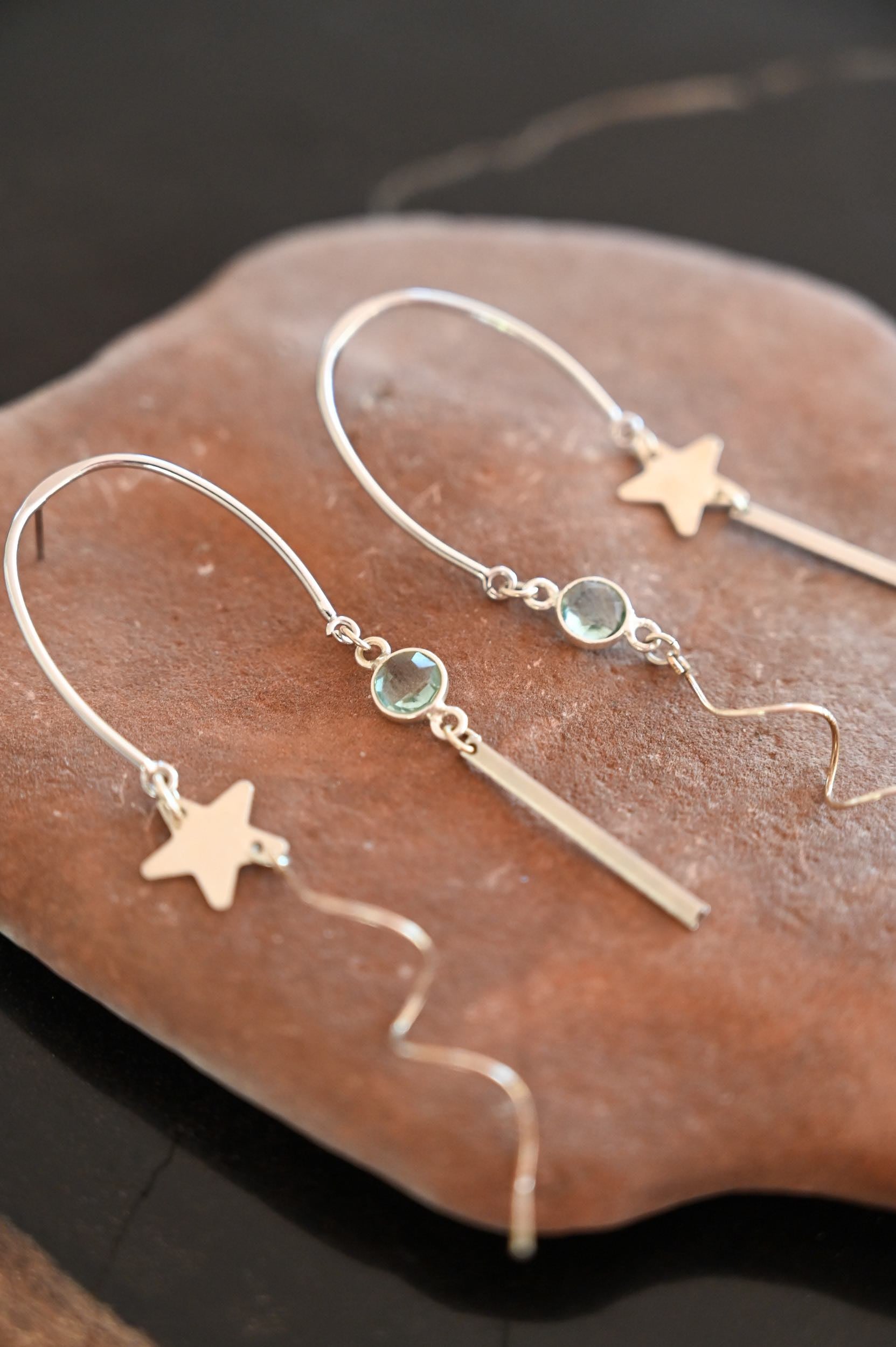 Shooting Star Silver Earrings for Women - Dainty & Elegant Stud Earrings - Perfect for Everyday Wear, Gifts & Special Occasions