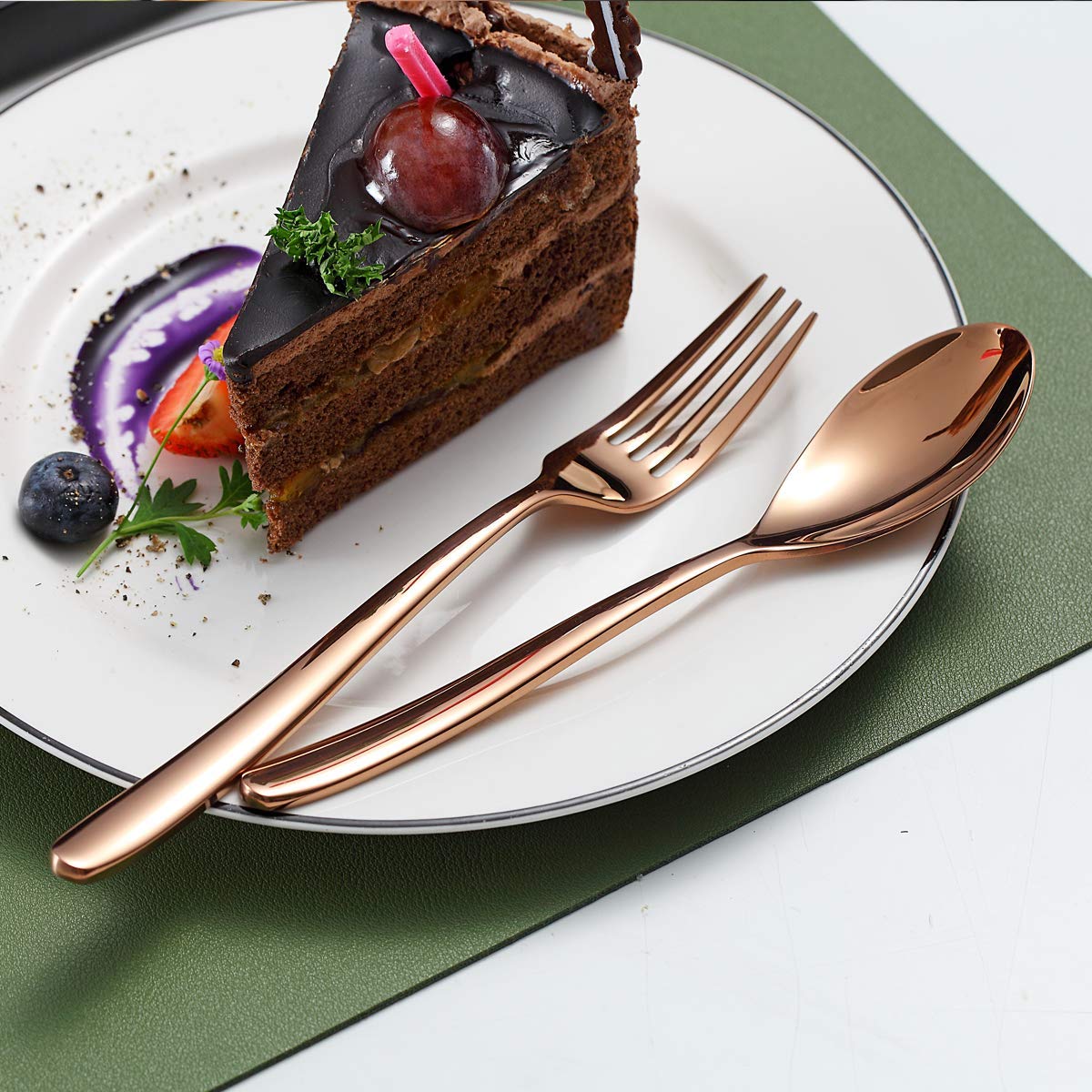 Premium 40-Piece Copper Silverware Set - Rose Gold Flatware Service for 8 - Stainless Steel Cutlery Set with Forks & Spoons - Elegant Kitchen Utensils for Dinner Parties, Wedding Gifts & Fine Dining (Shiny Rose Gold Finish)