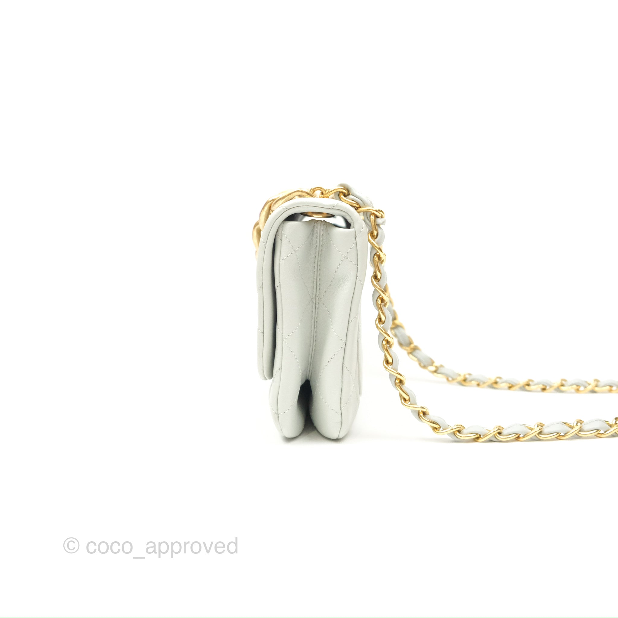 Chanel Classic Flap Bag with Chain Handle in Light Grey Calfskin & Aged Gold Hardware - Perfect for Evening Events, Date Nights & Luxury Fashion Accessories