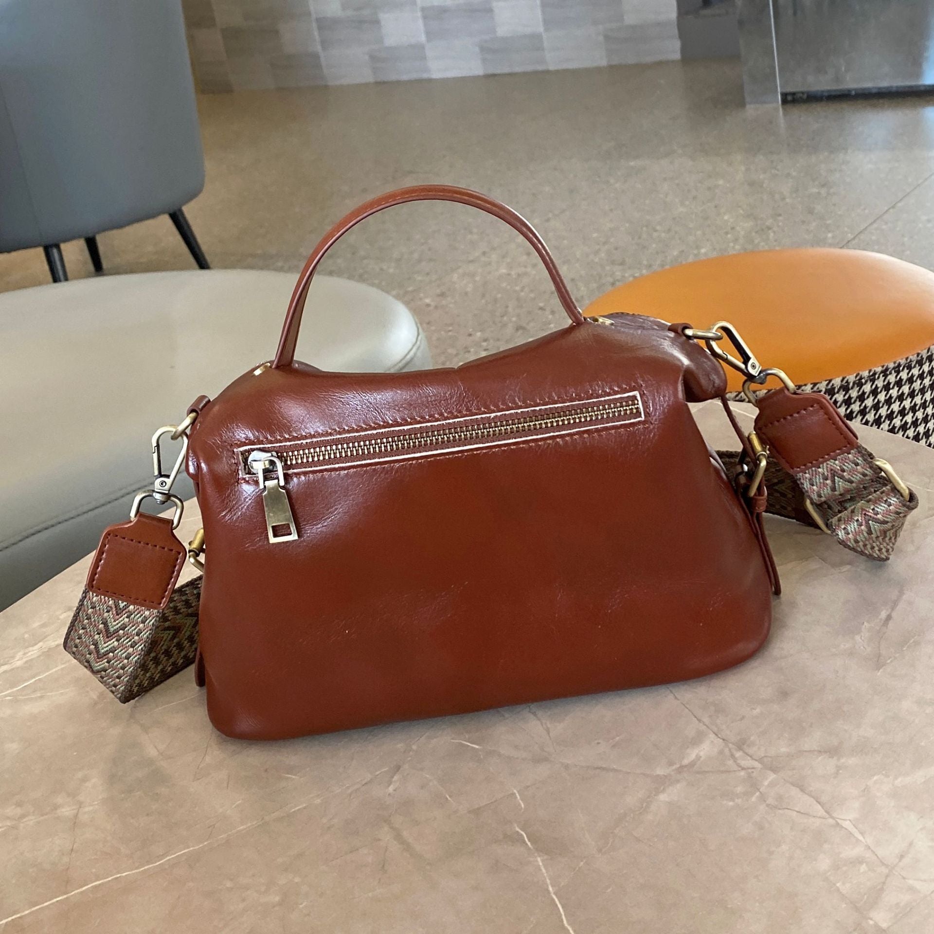 Stylish Convertible Shoulder Bag for Women - Crossbody, Tote & Backpack - Perfect for Work, Travel & Daily Use