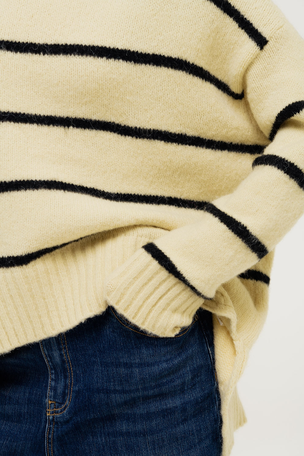 Oversized Black Striped Pullover Sweater - Women's Casual Knitwear for Fall & Winter | Perfect for Layering, Lounging, and Weekend Outfits