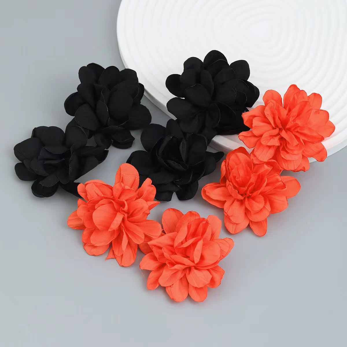 3D Flower Earrings for Women - Elegant Floral Dangle Earrings for Party, Wedding & Everyday Wear
