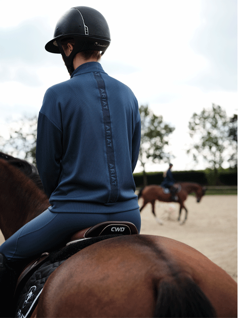 Ariat Breathe 1/2 Zip Sweatshirt for Men & Women - Lightweight Performance Pullover for Running, Hiking & Outdoor Activities