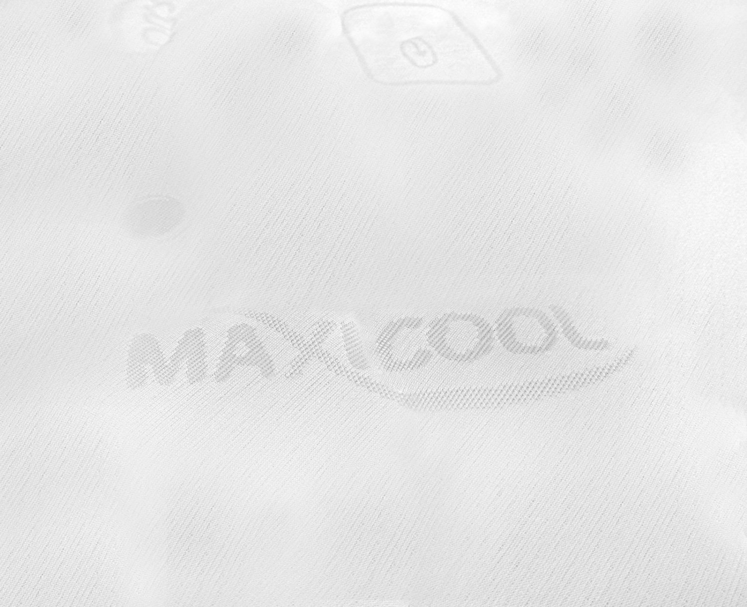 Baldiflex Memory Foam Mattress Topper - Queen Size 160x190x7cm - Removable Maxicool Cover, Breathable, Ergonomic, Anti-Allergy - Perfect for Back Pain Relief & Hot Sleepers - Ideal for Bedroom, Guest Room & Dorm Use