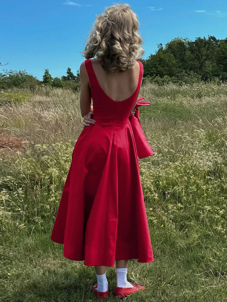 Elegant Backless A-Line Maxi Dress for Women - Solid Color O-Neck Sleeveless Long Gown with High Waist - Perfect for Beach Vacations, Summer Parties & Date Nights