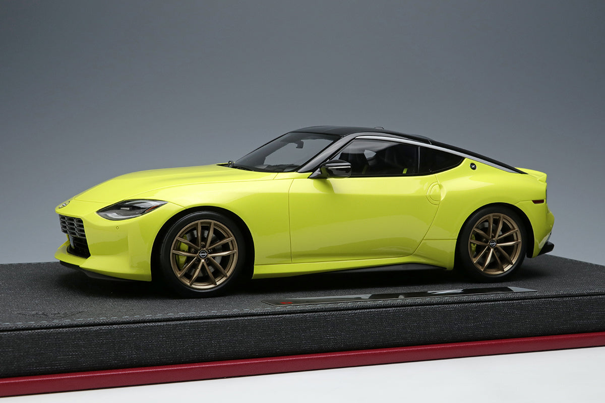 2023 Nissan Z Proto 1:18 Scale Diecast Model Car - U.S. Spec in Ikazuchi Yellow | Collectible Sports Car Display for Home & Office Decor | Perfect Gift for Car Enthusiasts & Model Collectors