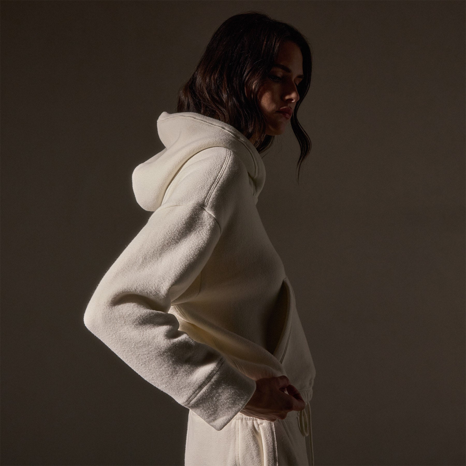 Cozy Hooded Sweatshirt for Women - Soft Fleece Pullover with Pockets | Winter Warm Loungewear & Casual Outfit Essential
