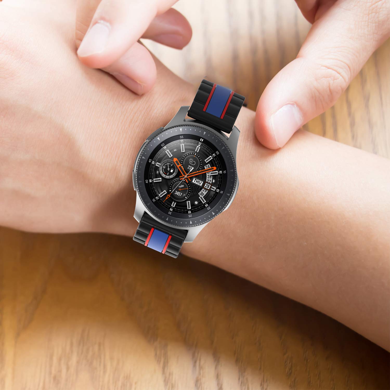 Suunto 3 Fitness Replacement Silicone Watch Band - Adjustable Sport Strap Compatible with Suunto 3/Suunto 3 Fitness - Perfect for Running, Gym & Outdoor Activities
