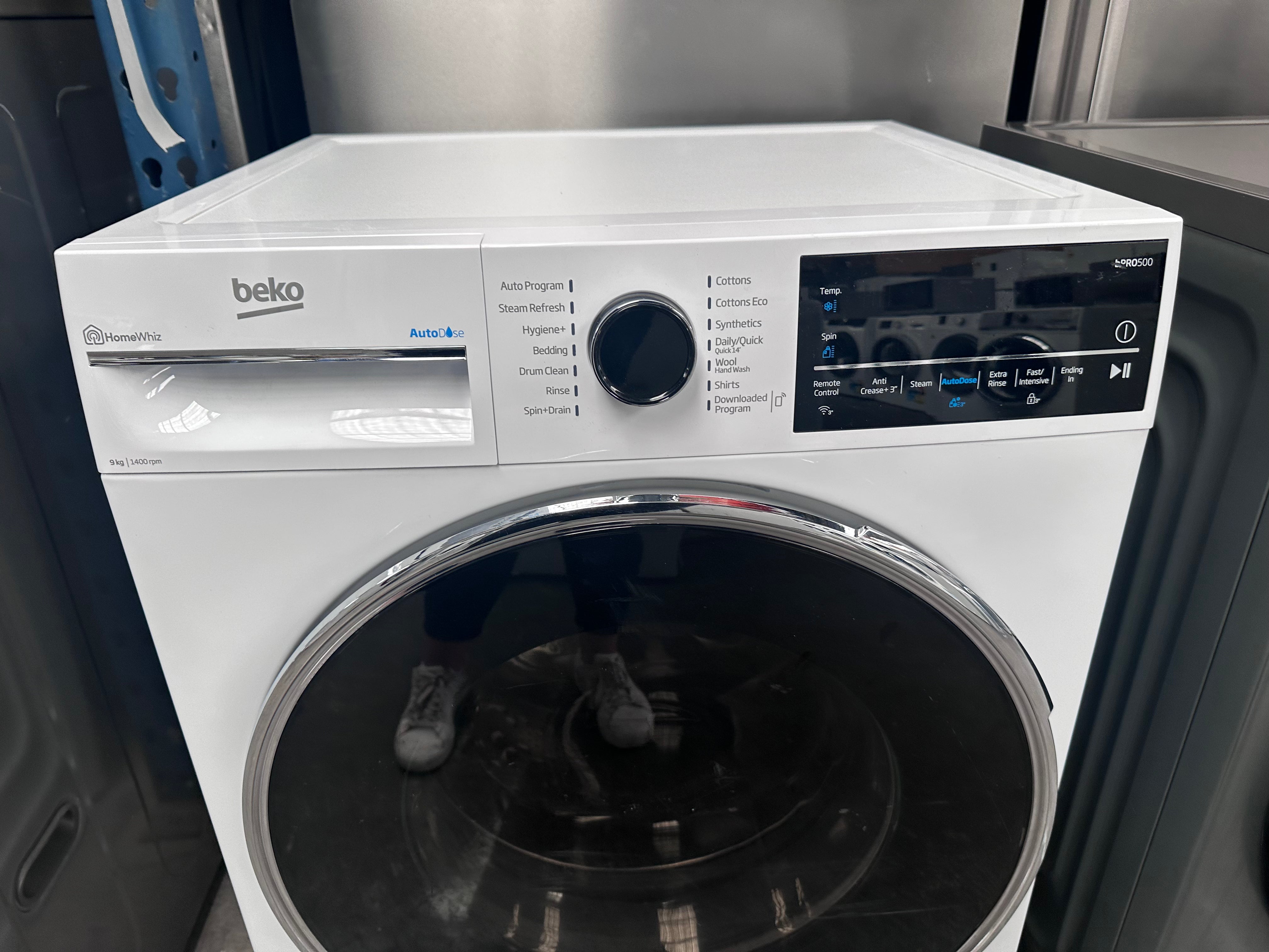 Beko 9kg Autodose WiFi Connected Washing Machine with Steam - BFLB904ADW [Factory Refurbished] - Perfect for Smart Homes & Laundry Rooms