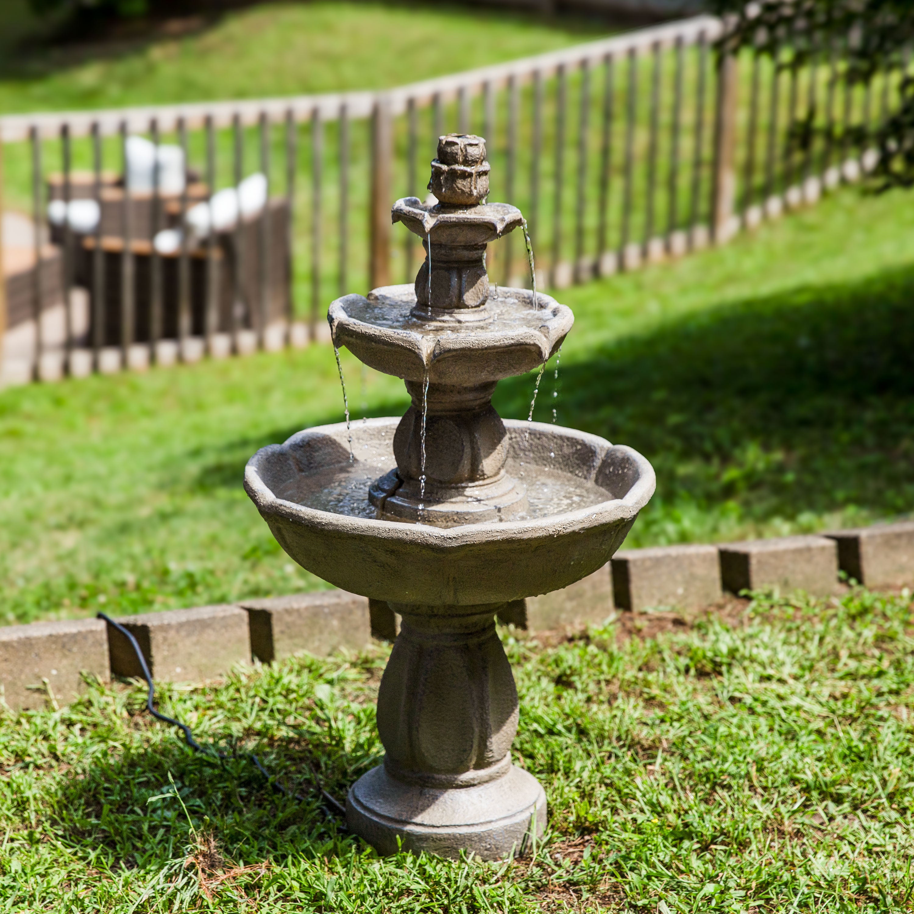 Sunnydaze Birds' Delight Outdoor Water Fountain with Pump - 35 Inch Height, Solar Powered Garden Decor for Patio, Yard & Backyard - Attracts Birds & Creates Relaxing Ambience