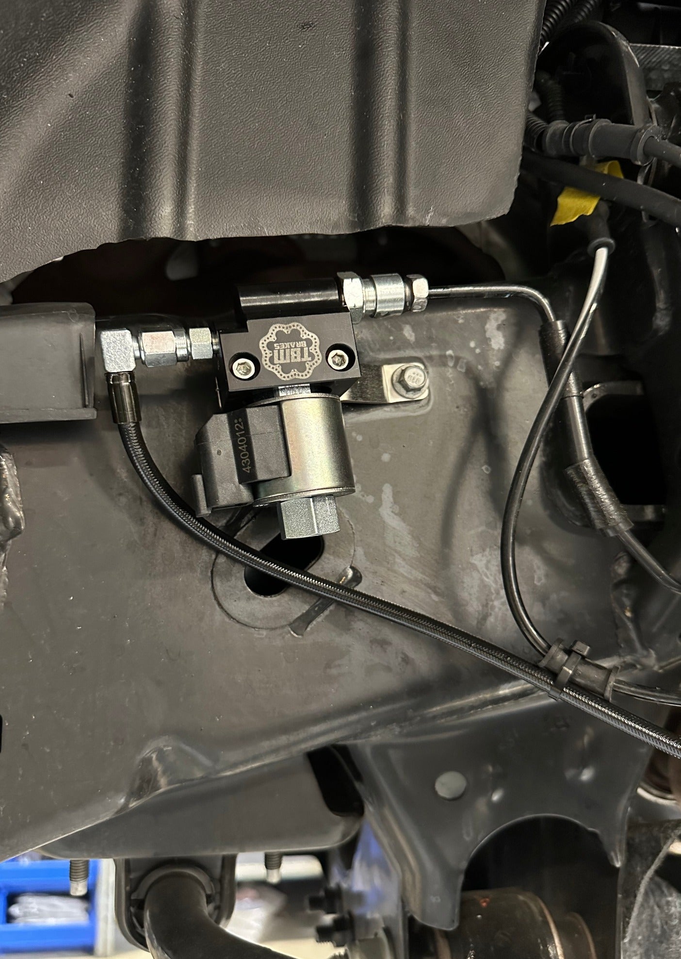2021 Ford F150 Stock Brakes Dual Line Lock Kit with Brackets - Performance Upgrade for Drag Racing & Off-Roading