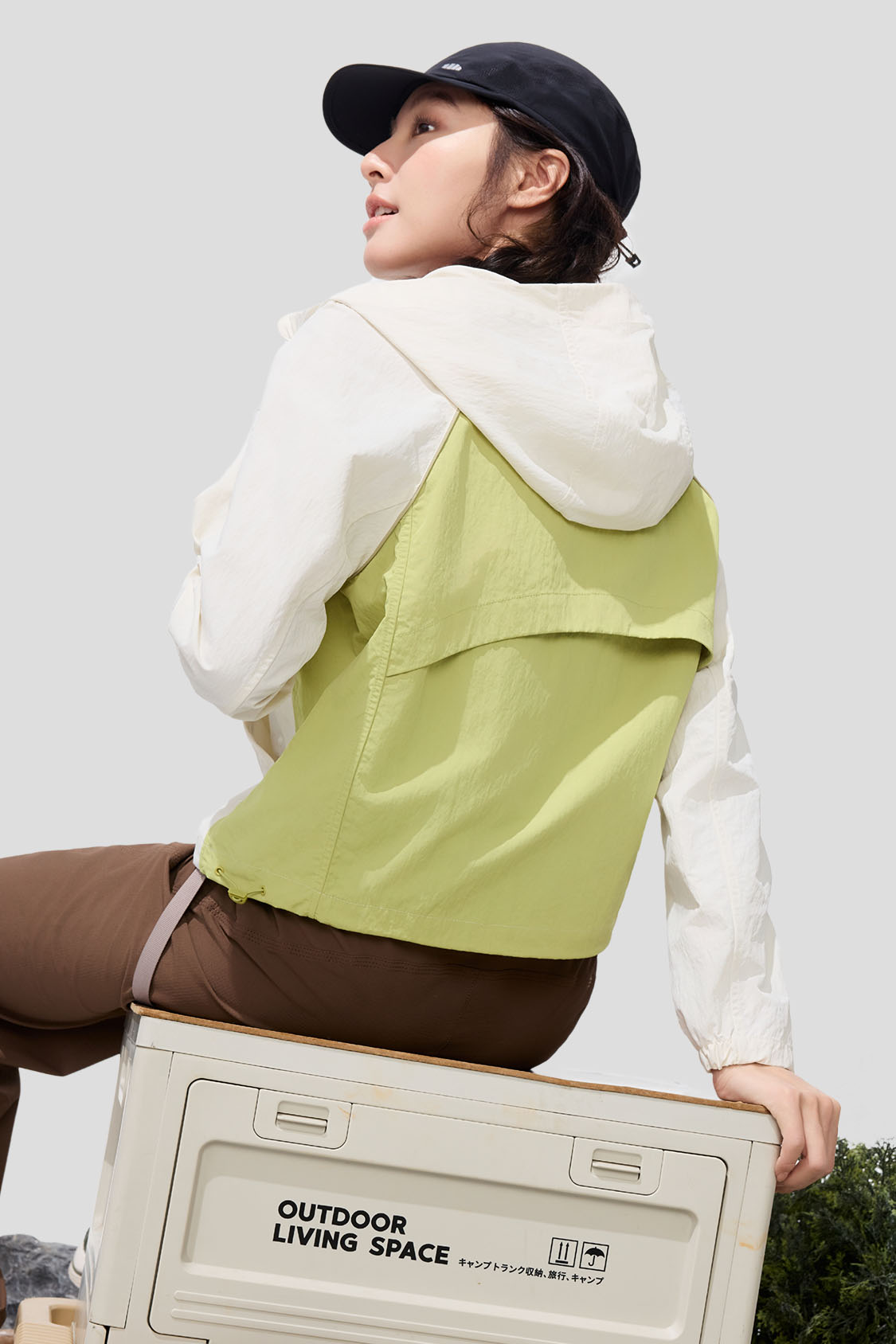 Shield Women's Lightweight Windproof Jacket UPF50+ Sun Protection - Perfect for Hiking, Running & Outdoor Activities