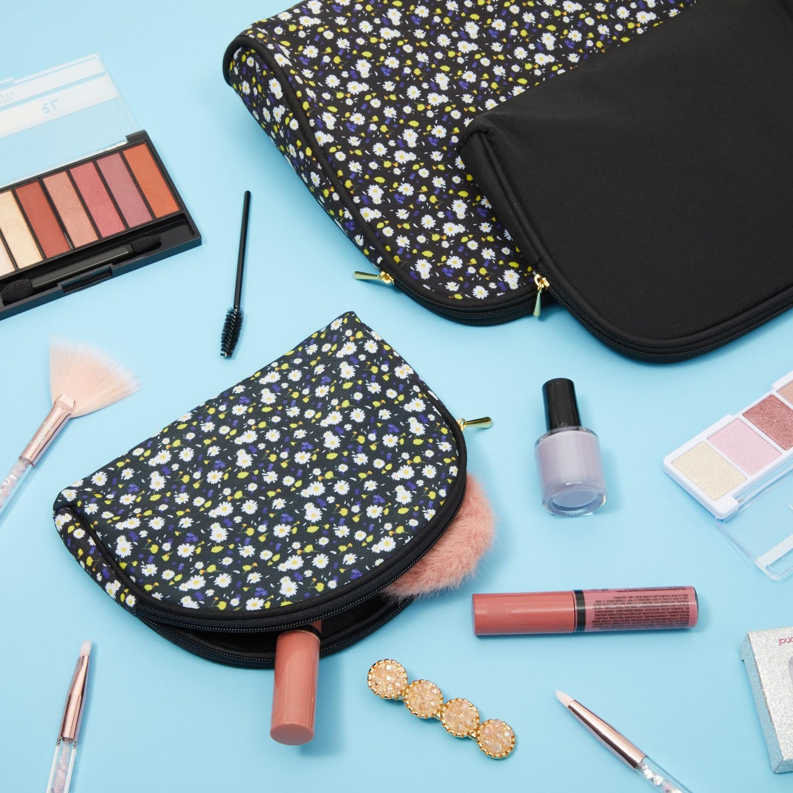 3-Piece Daisy Makeup Bag Set for Women - Waterproof Cosmetic Travel Pouch & Toiletry Organizer - Perfect for Travel, Gym, and Daily Beauty Storage
