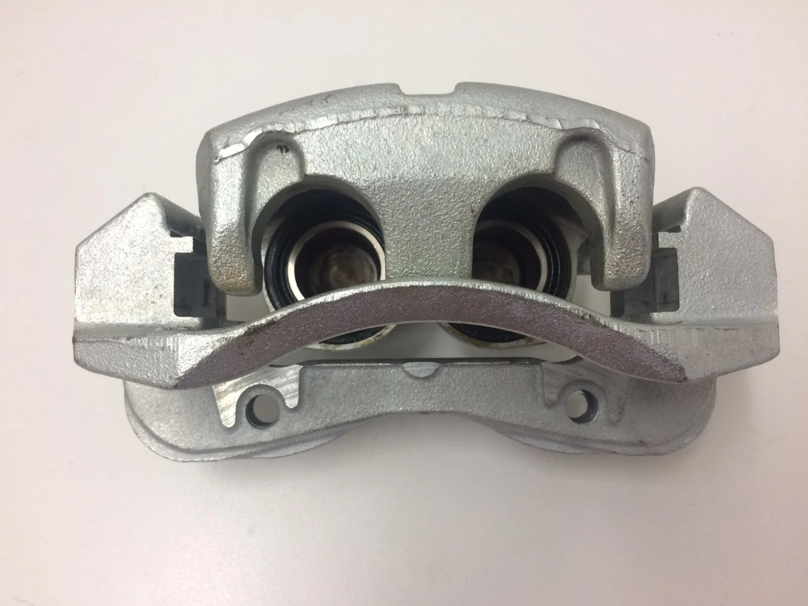 Genuine Holden RG Colorado Front Right Brake Caliper 2012-2020 - Perfect for Off-Roading & Daily Commuting