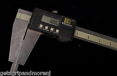 MITUTOYO 450mm / 18 Inch Digital Caliper 550-223-50 - Precision Measuring Tool for Metalworking, Woodworking & Engineering Projects