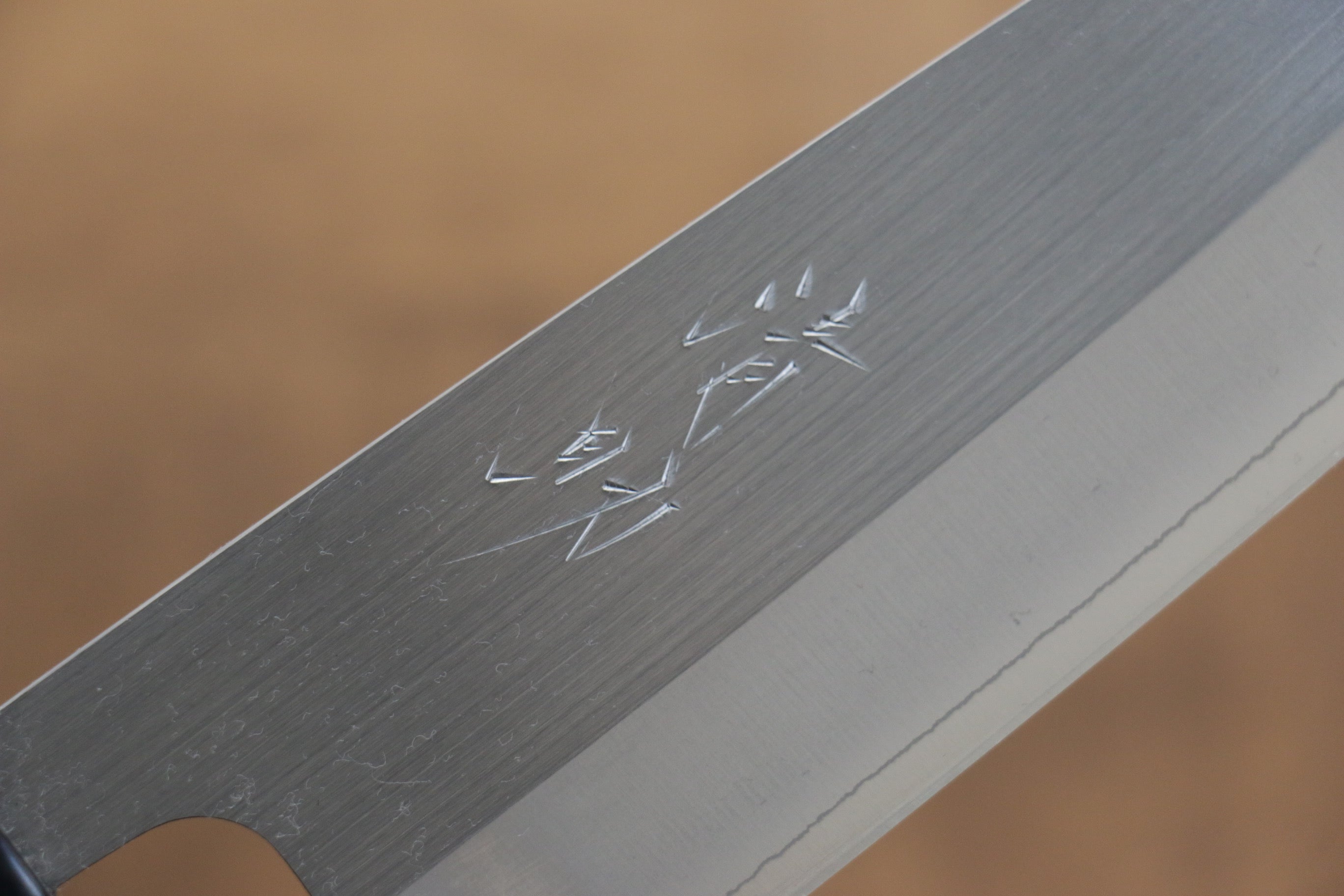 Seisuke SRS13 Santoku Knife 165mm with Burned Chestnut Handle - Premium Japanese Kitchen Knife for Slicing, Dicing, and Chopping Vegetables, Fruits, and Meat