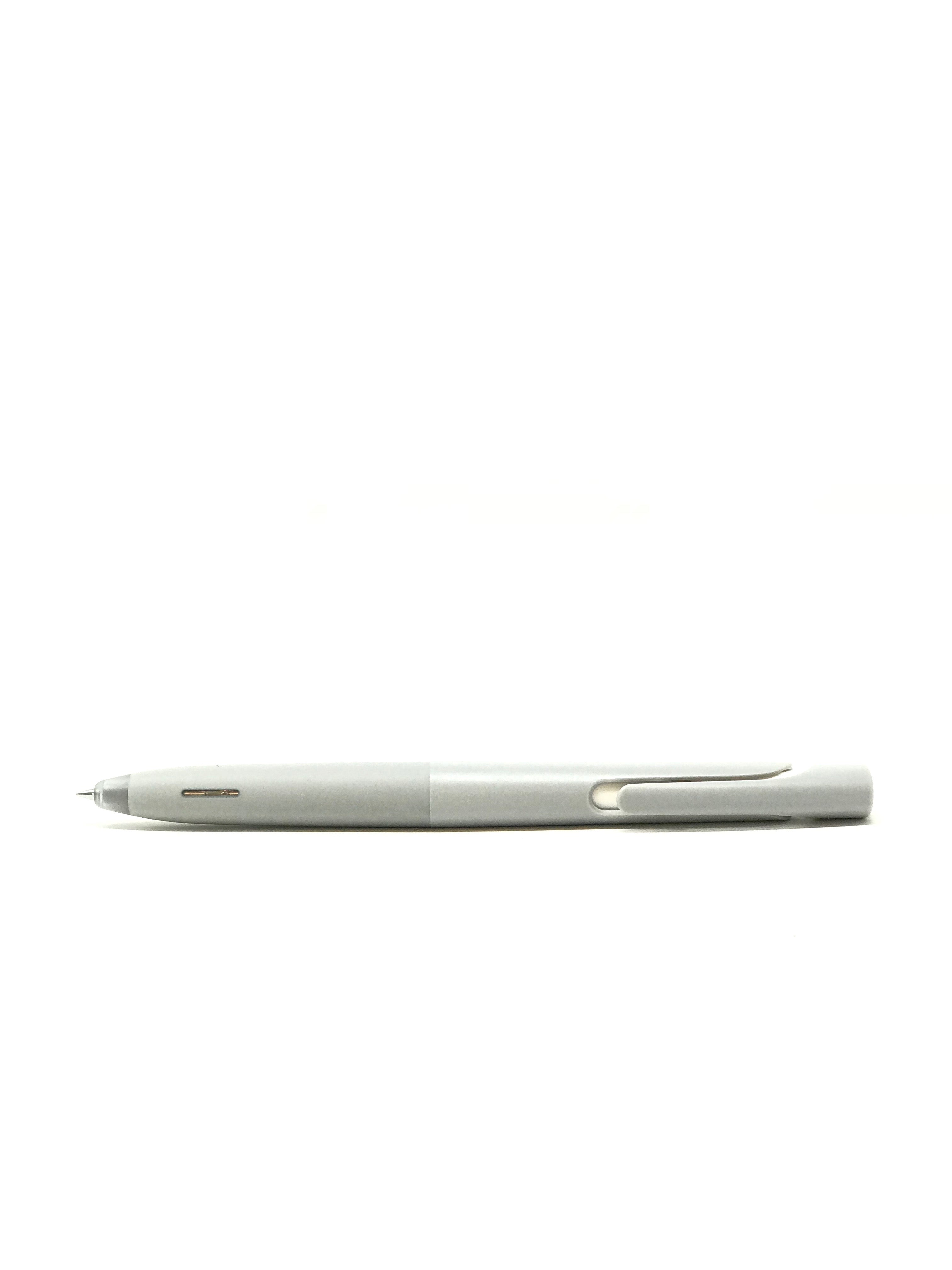 Blen Ink Pen 0.5mm Fine Point - Smooth Writing Gel Pen for Office, School & Journaling - Premium Black Ink Refillable Pen for Note Taking, Sketching & Everyday Use