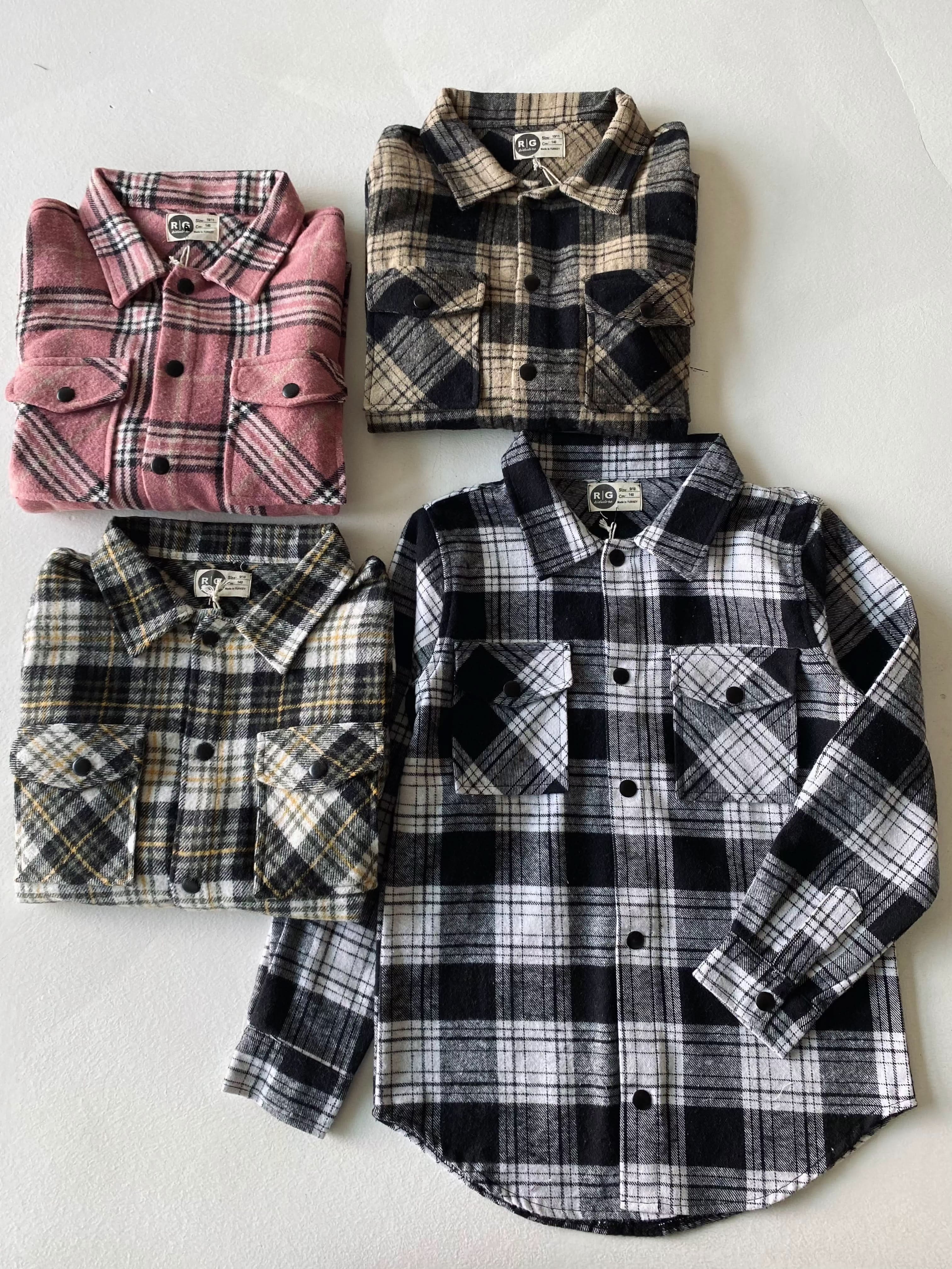 Unisex Winter Plaid Flannel Shirt for Men & Women - Warm & Stylish Lumberjack Shirt for Outdoor Activities, Camping & Casual Wear