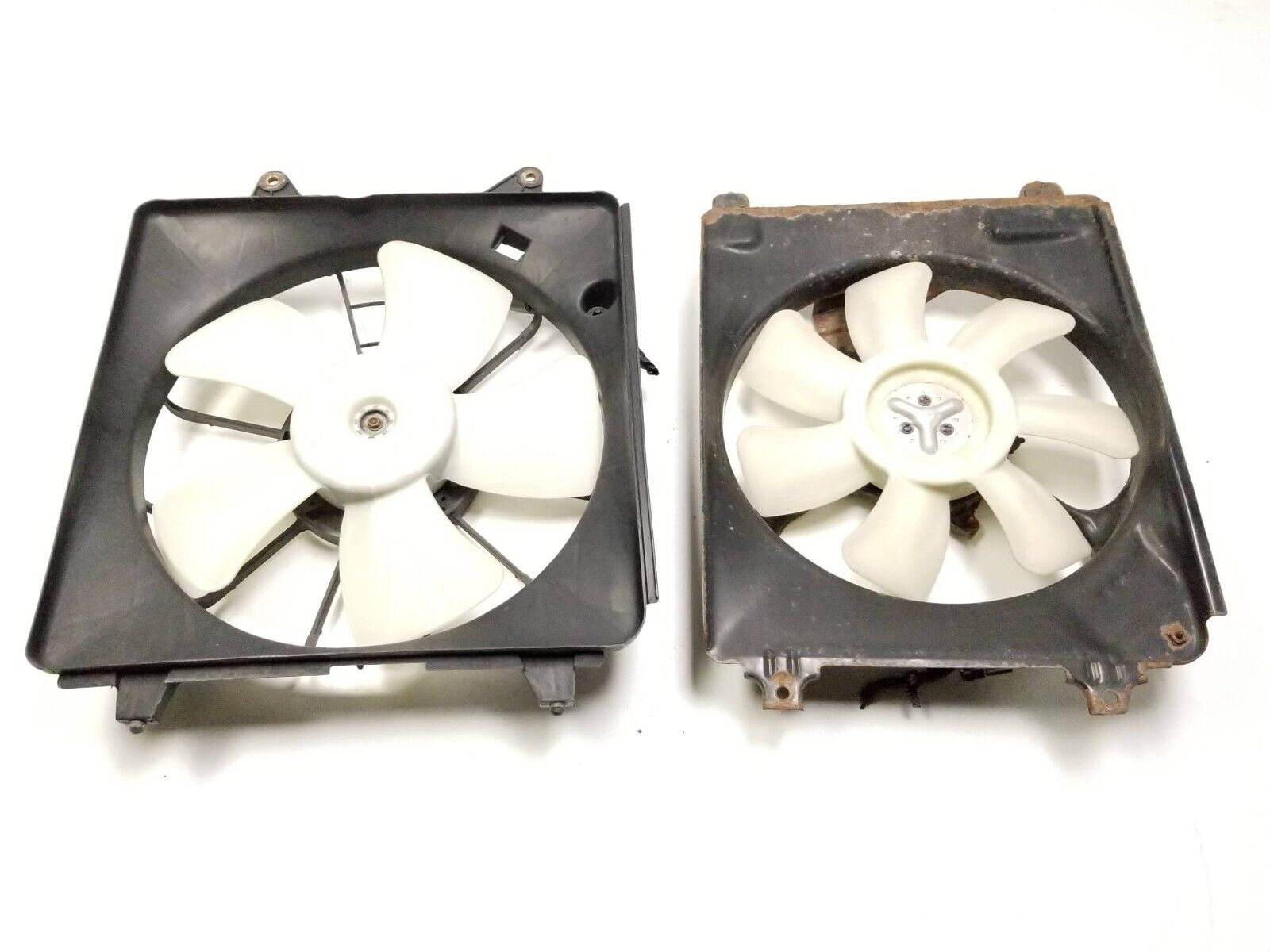 2006-2011 Honda Civic Radiator Cooling Fan Pair - OEM Replacement Parts for Engine Cooling System - Perfect for Hot Weather Driving & Traffic Jams