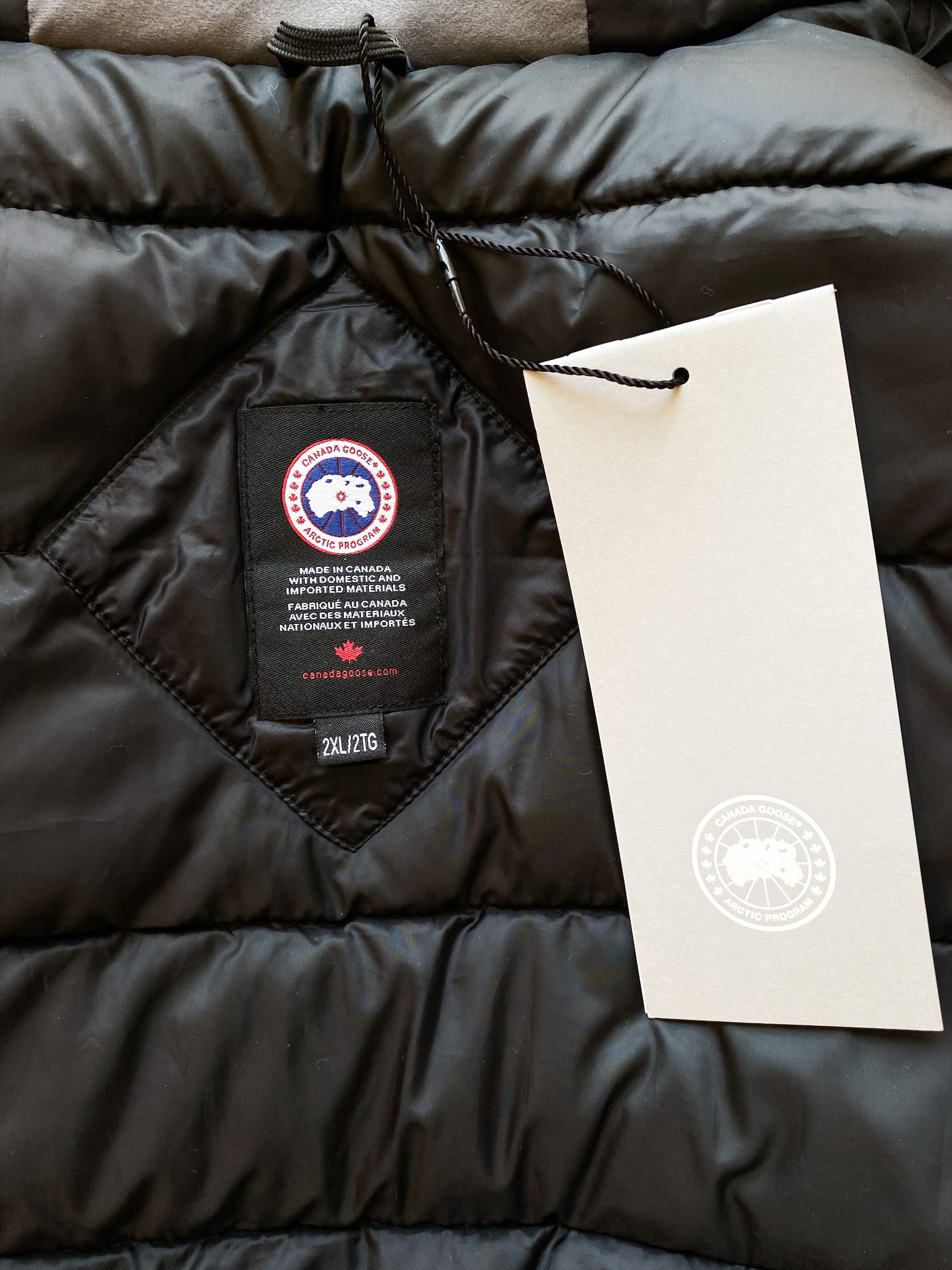 Canada Goose Black Lodge Men's Waterproof Down Jacket - Winter Warm Parka for Extreme Cold Weather | Outdoor Activities & Urban Style