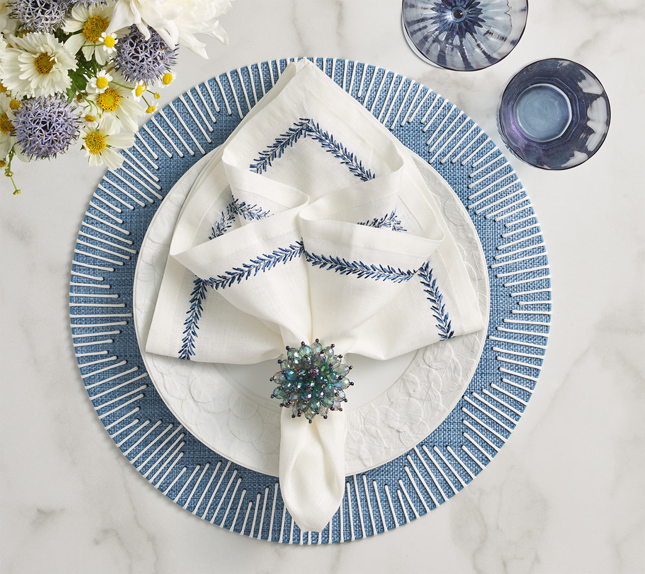 Premium Jardin Napkins Set of 4 - 100% Cotton Decorative Table Napkins for Dinner Parties, Weddings & Home Decor