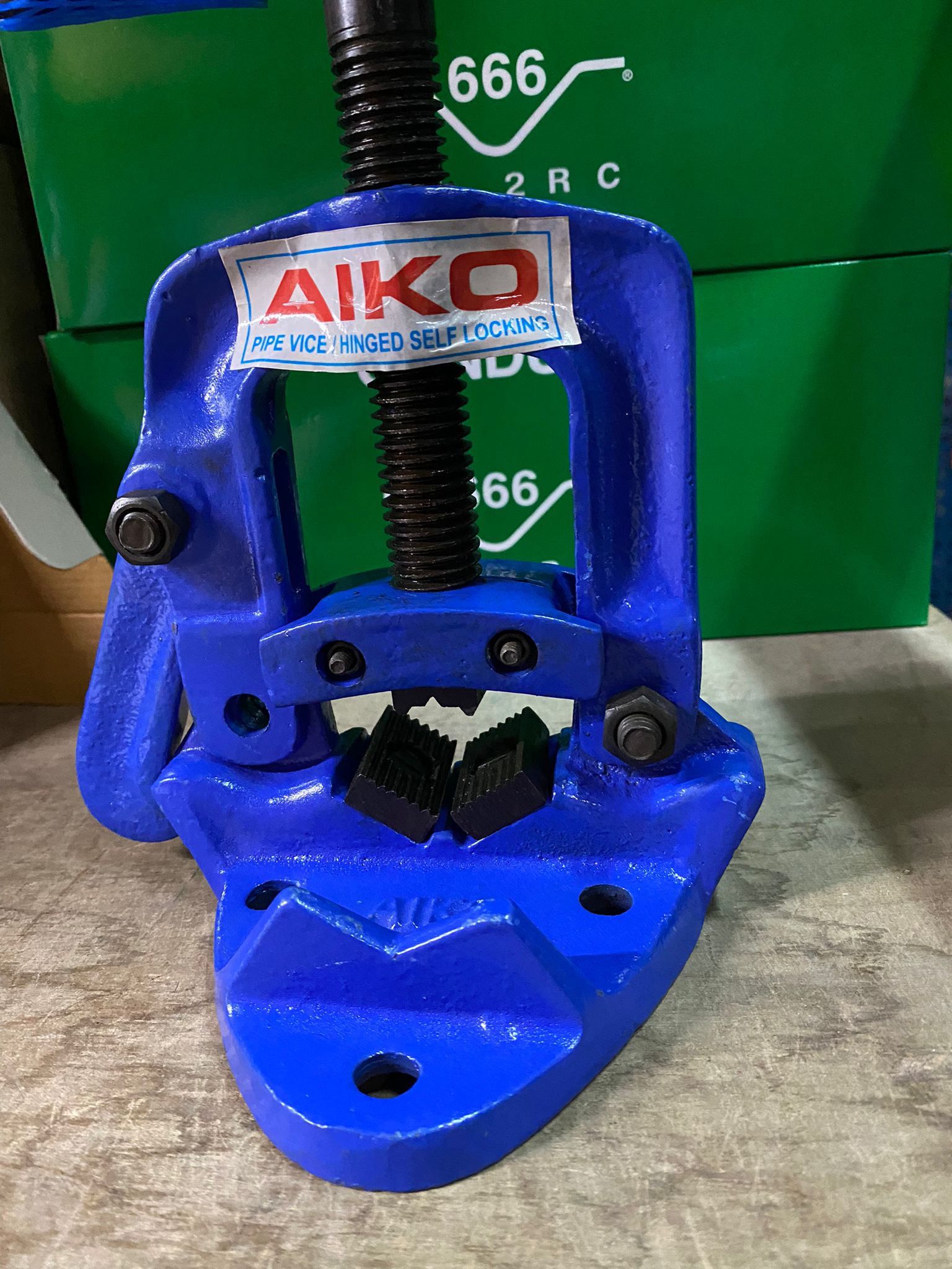 Aiko 2 Conduit Pipe Vise - Heavy Duty Metal Clamp for Electrical Conduit Bending (Model: VISE CPB A) - Perfect for Electricians, DIY Projects & Plumbing Work