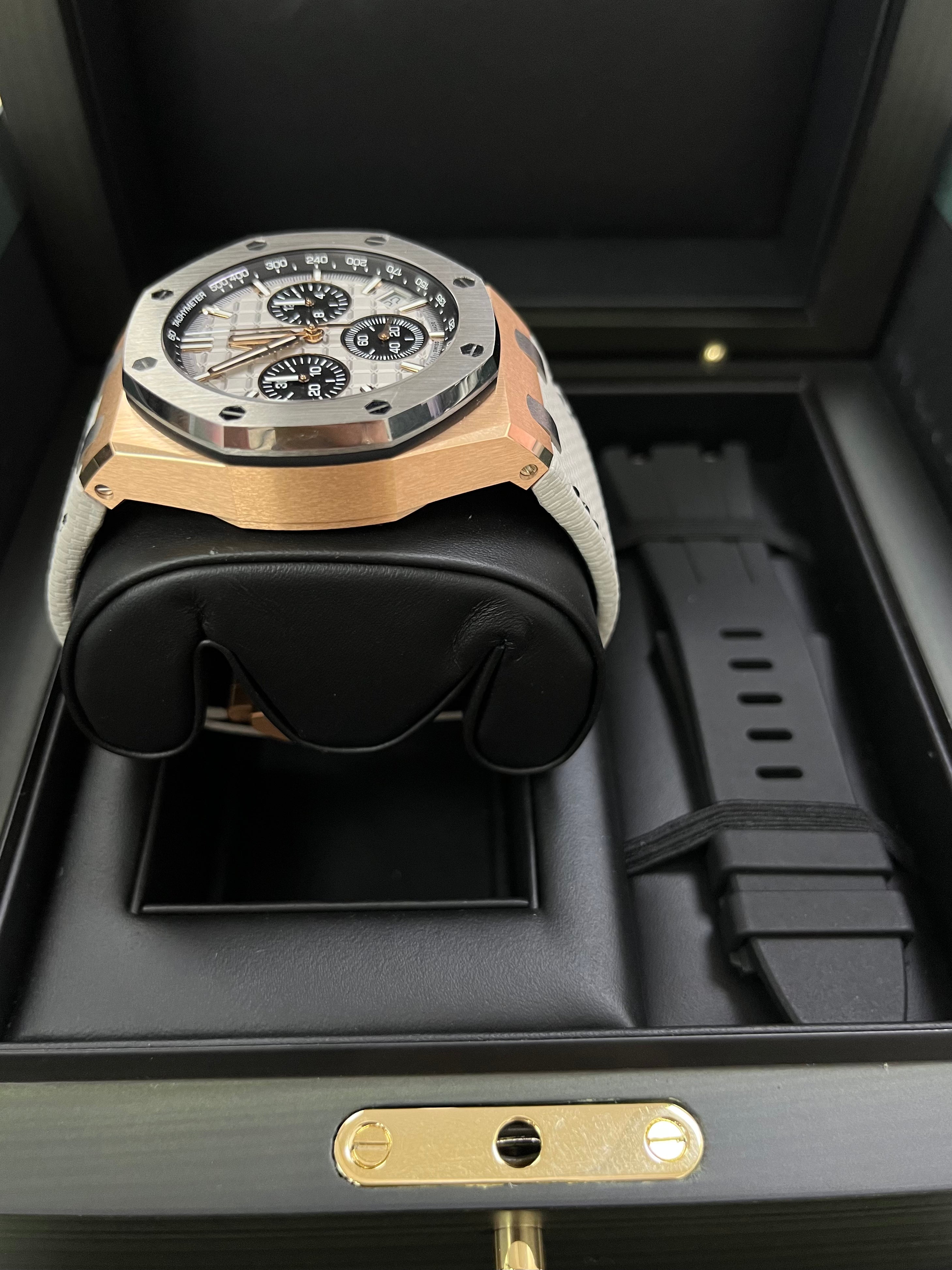 Audemars Piguet Royal Oak Offshore Chronograph 43mm Men's Watch - 18k Rose Gold & Titanium Case, Grey Dial (Ref# 26420OI.OO.A015VE.01) - Luxury Sports Watch for Business, Events & Collectors