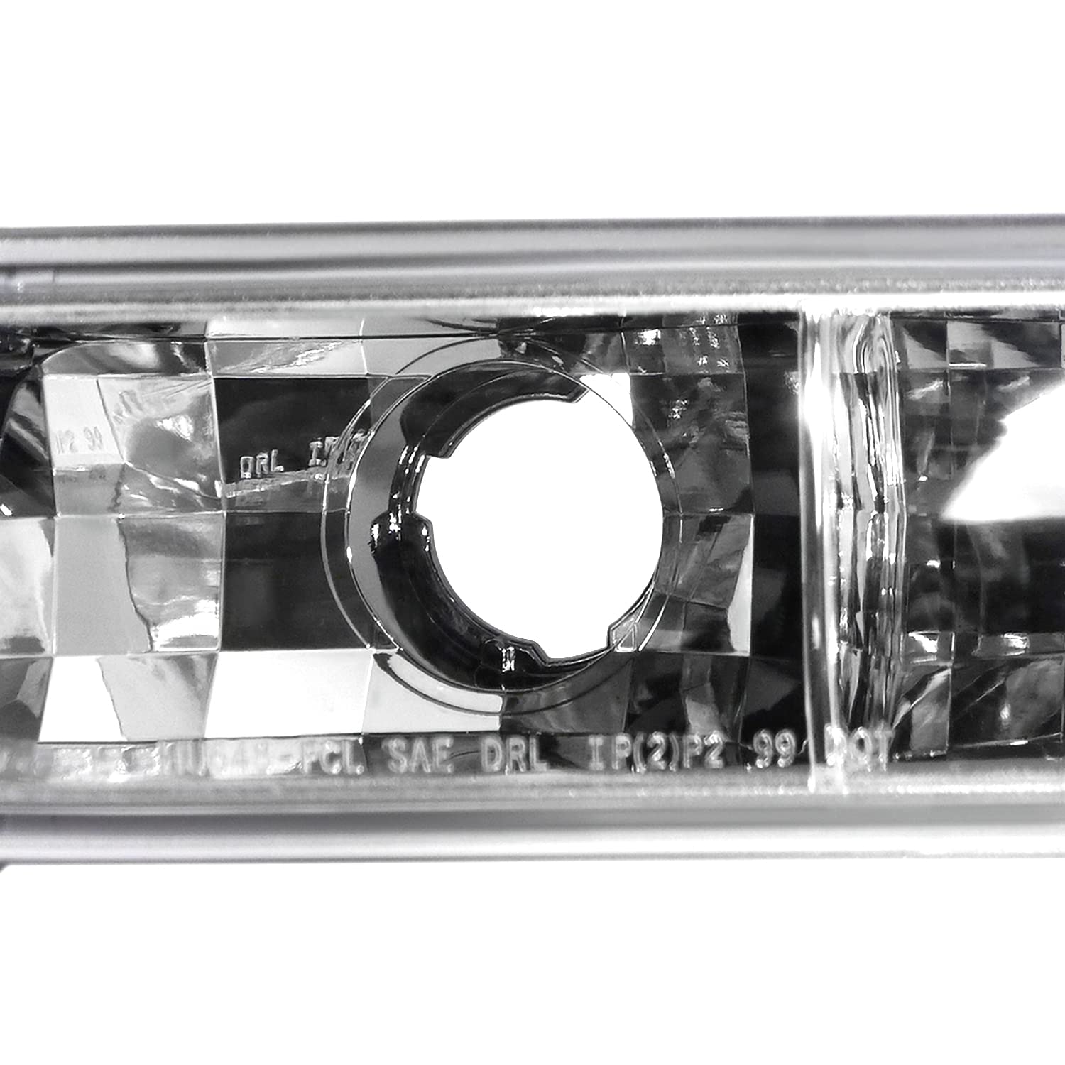 Spec-D Tuning Chrome LED Light Bar Projector Headlights with Bumper Lights - Compatible with 1999-2006 GMC Sierra 1500/2500/3500 - Left & Right Headlamp Assembly - Upgrade for Off-Roading, Night Driving & Enhanced Visibility