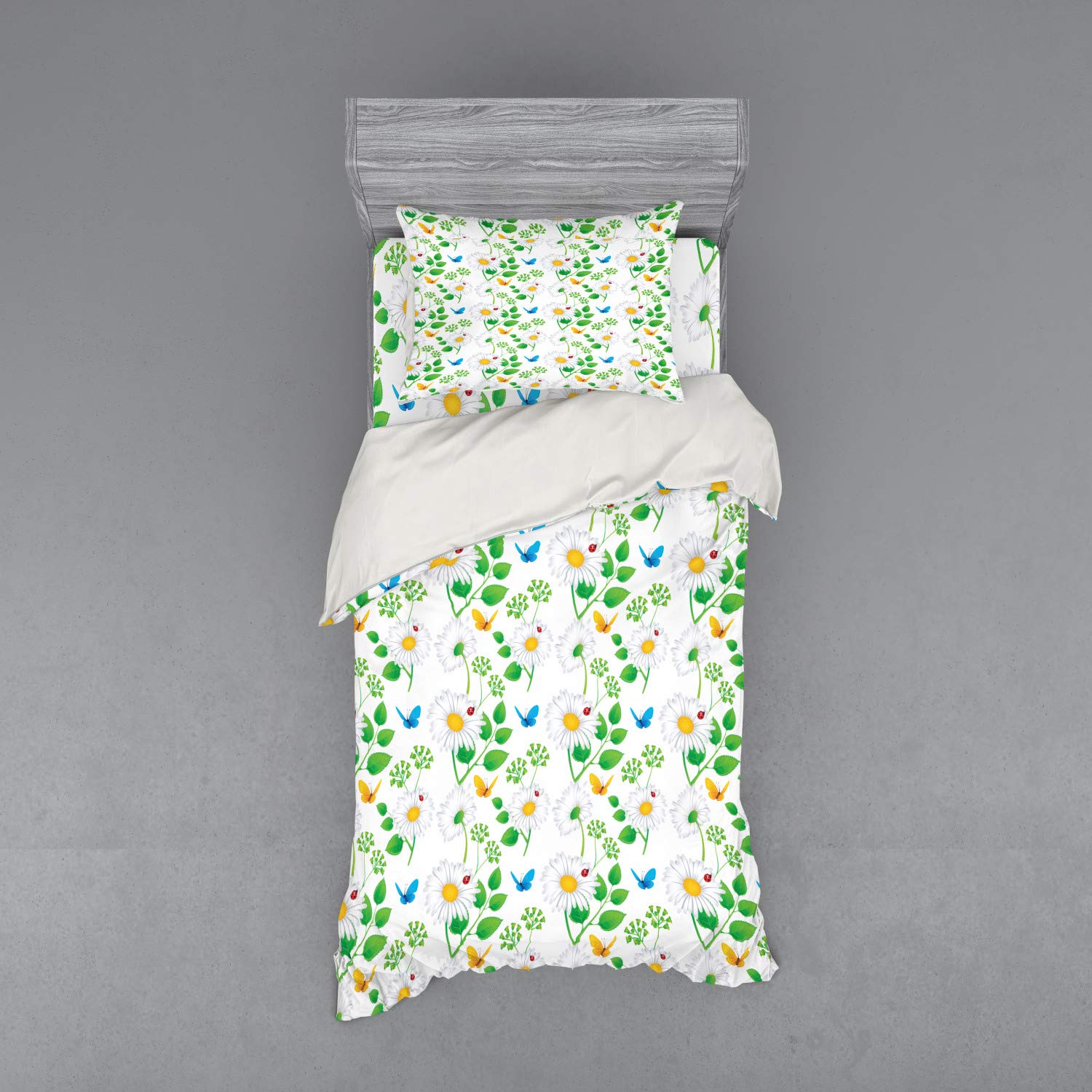 Ambesonne Ladybugs Bedding Set - 3 Piece Duvet Cover with Sham & Fitted Sheet, Twin Size, White & Green - Playful Nature Design with Macro Chamomiles & Ladybugs Illustration - Perfect for Kids' Rooms, Guest Bedrooms & Nature-Themed Decor