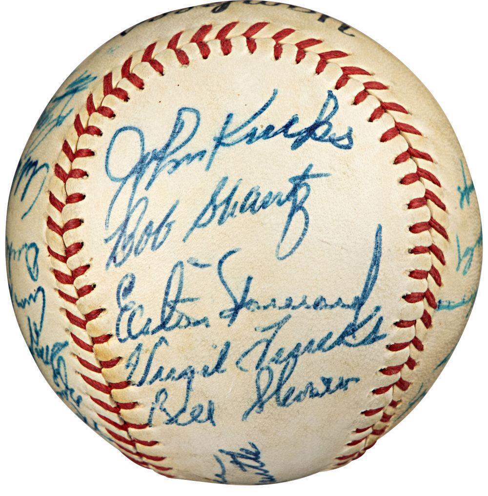 1958 New York Yankees Signed Spalding Baseball - Berra, Ford & More - PSA Certified Authentic - Perfect for Baseball Memorabilia Collectors & Yankees Fans Display