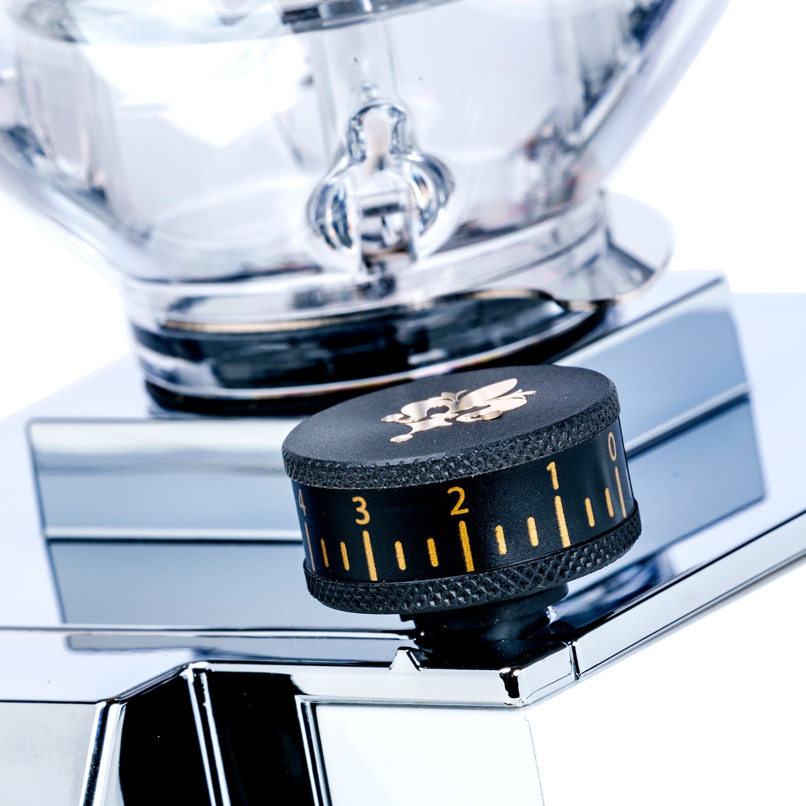 Eureka Oro Mignon Single Dose Espresso Grinder - Professional Coffee Grinder for Home Baristas, Perfect for Espresso & Pour Over Brewing | Compact & Quiet Design for Kitchen Countertops