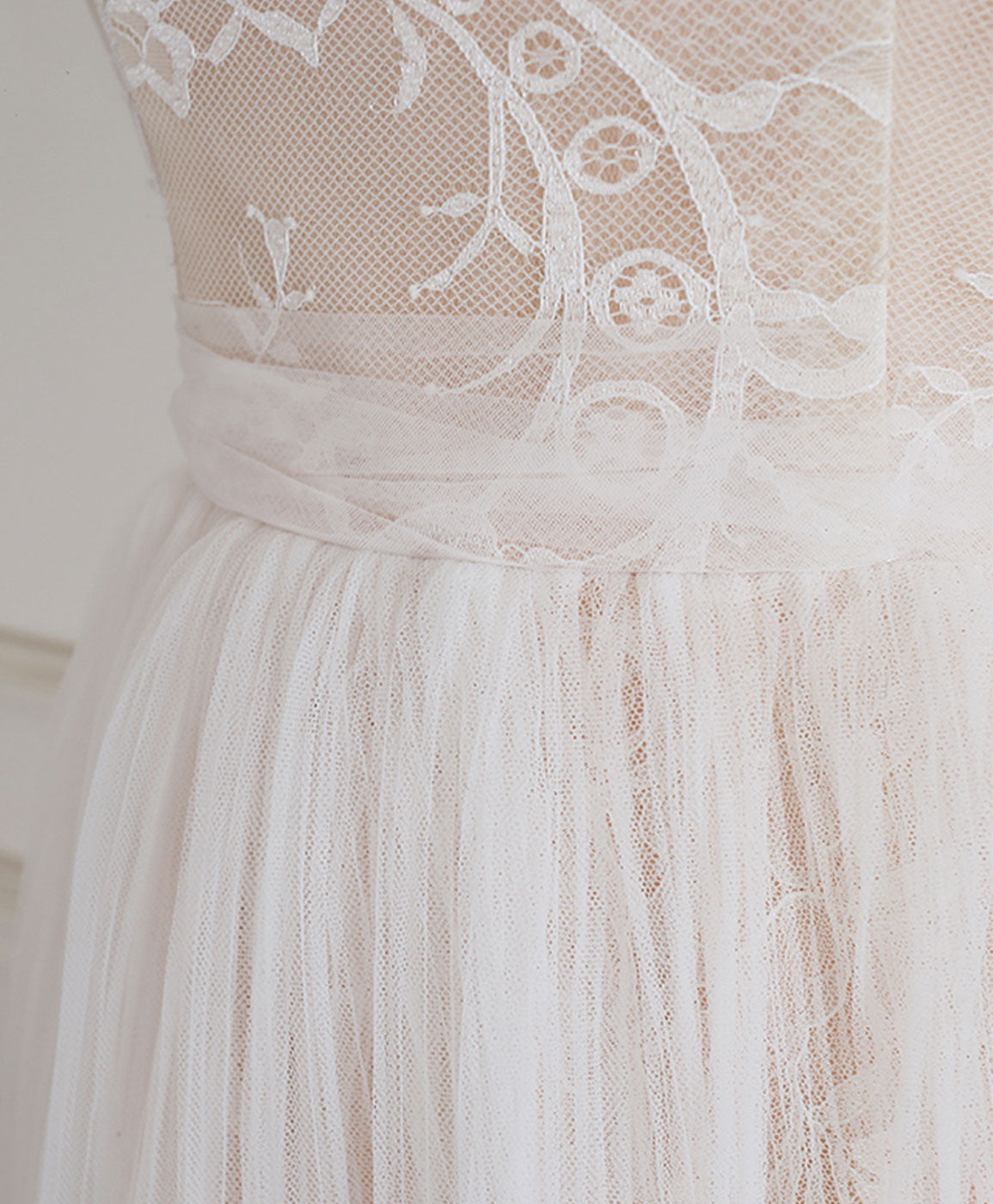 Elegant Champagne Sweetheart Tulle Lace Long Prom Dress for Formal Evening Gowns - Perfect for Homecoming, Prom Night, Wedding Guest & Special Occasions