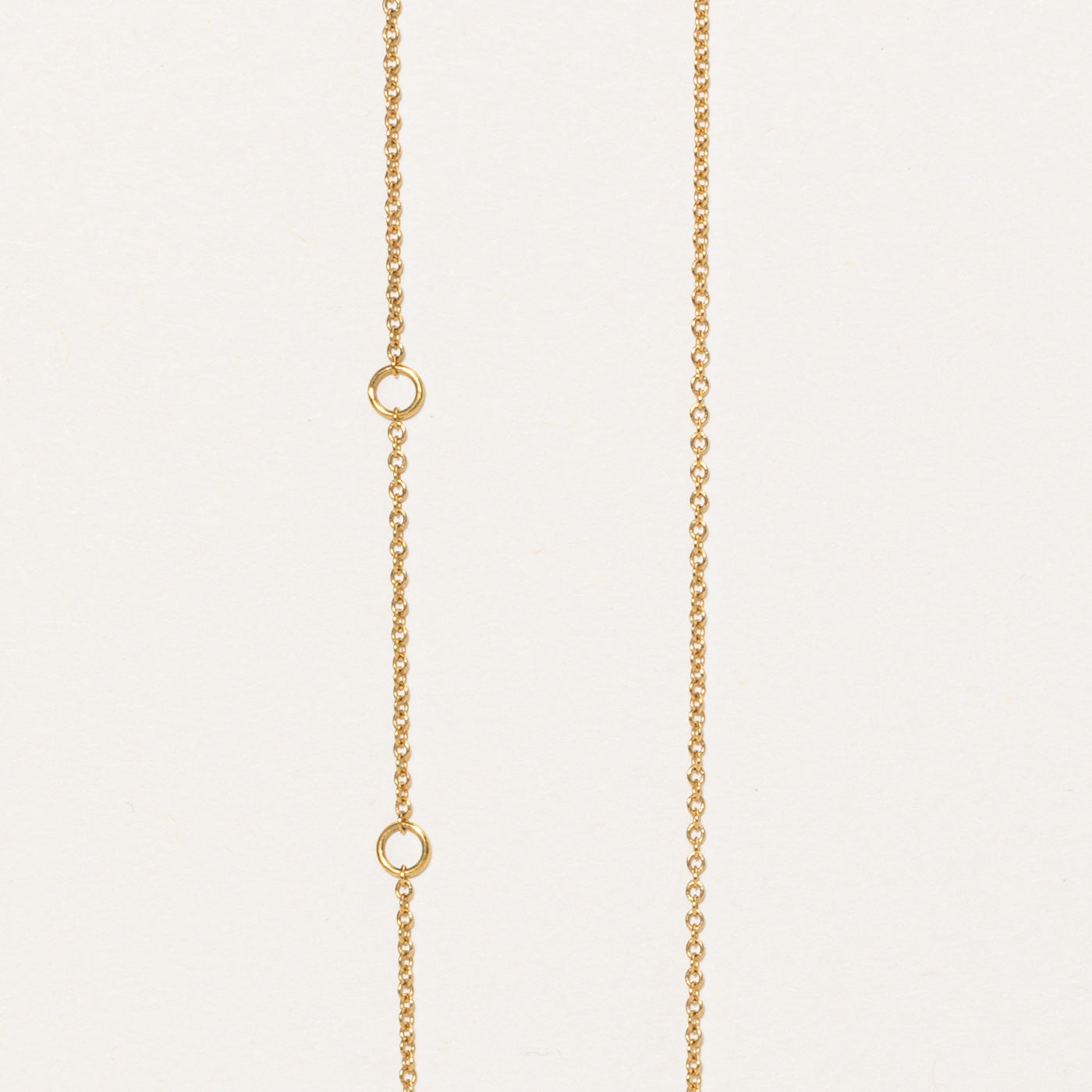 Birks' Petale Diamond Pendant Necklace - 0.15 Carat Total Weight (CTW) in 18K Gold | Elegant Jewelry Gift for Women, Perfect for Weddings, Anniversaries & Special Occasions