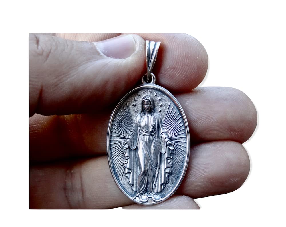 925 Sterling Silver Virgin Mary Pendant Necklace - Religious Jewelry with Oval Jesus Christ & Mother of God Charm - Perfect for Baptism, First Communion & Catholic Gifts