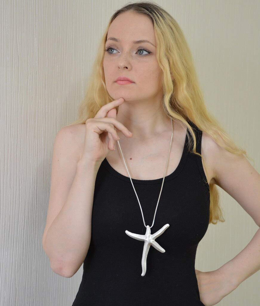 Chunky Chain Long Necklace with Silver Pendant - Elegant Women's Fashion Jewelry for Casual, Party & Evening Wear