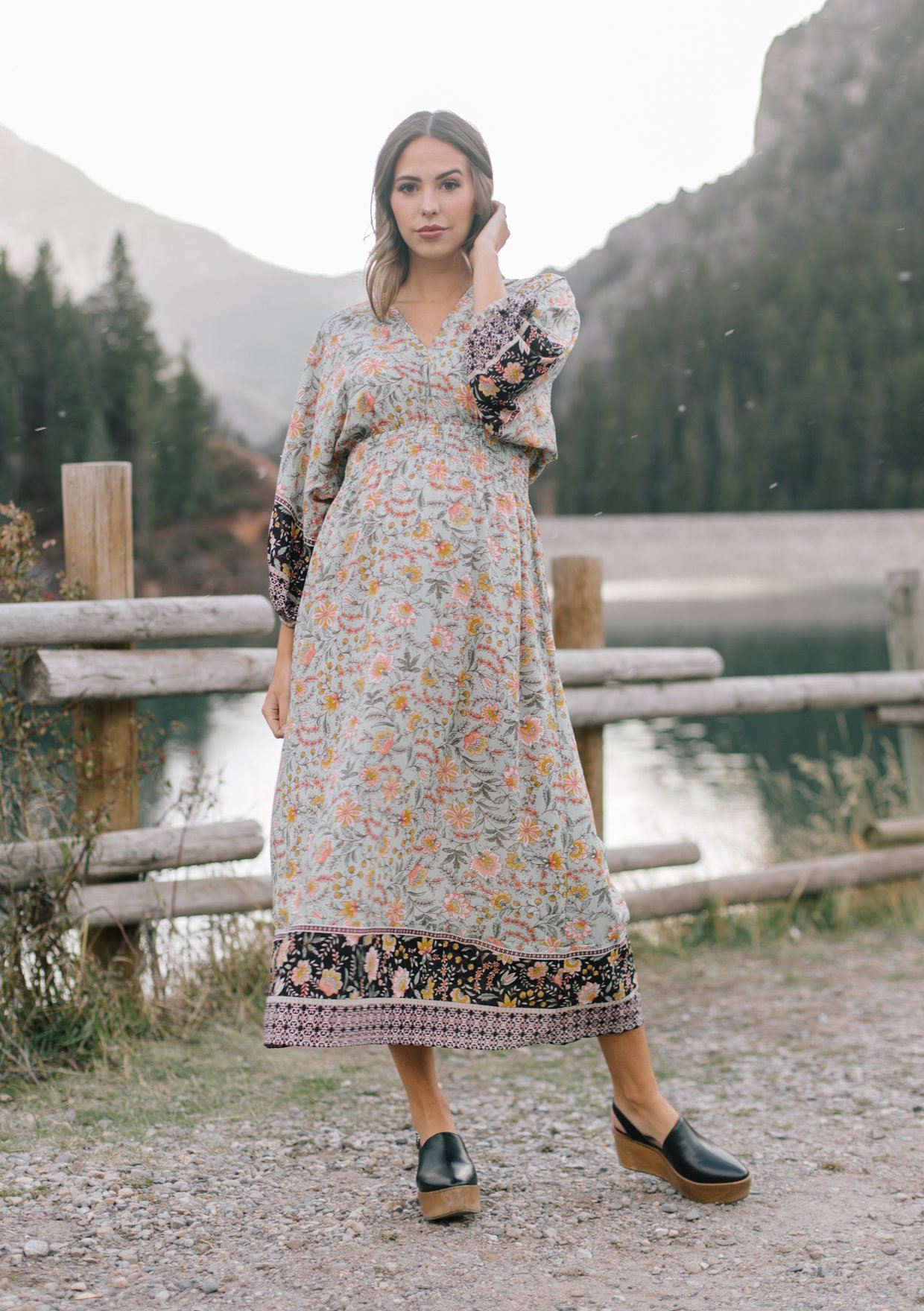 Amanda Women's Long Sleeve Maxi Dress - Flowy Boho Chic Midi Dress with Volume Sleeves for Casual Outings, Date Nights & Special Occasions