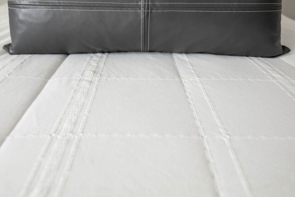 Charleston Luxe Beddy's - Premium Bedding Set for Ultimate Comfort & Style | Perfect for Master Bedrooms, Guest Rooms & Cozy Retreats