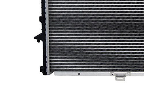 High-Performance Aluminum Car Radiator - Efficient Engine Cooling for Sedans, SUVs & Trucks - Ideal for Daily Commute, Off-Roading & Heavy-Duty Use