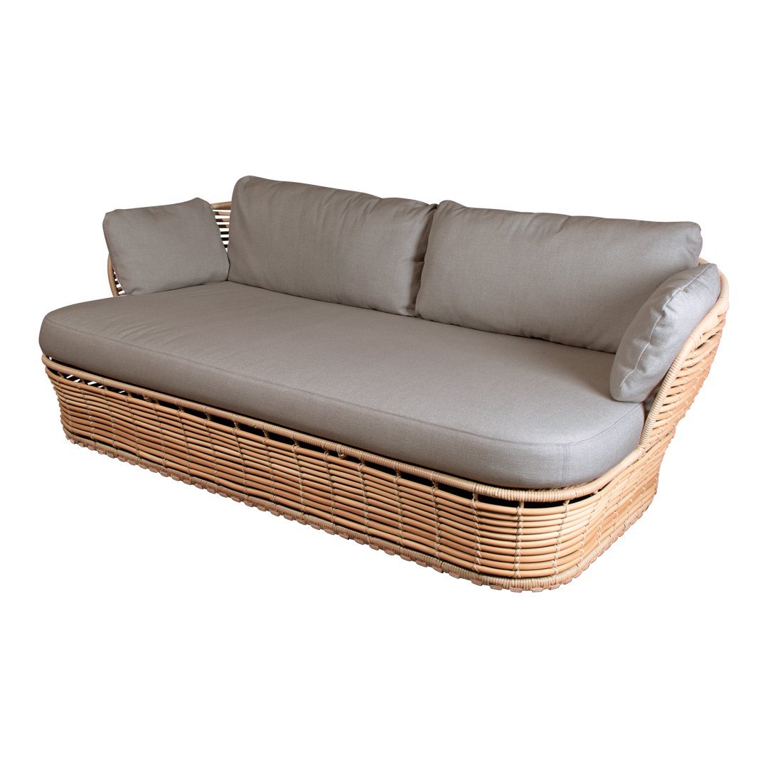 2 Seater Basket Wicker Sofa - Comfortable Rattan Loveseat for Living Room, Patio, or Balcony
