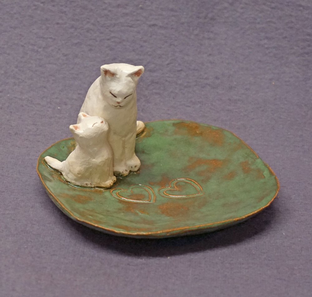 Ceramic Cat Trinket Dish - Elegant Ring & Jewelry Holder, Wedding & Anniversary Gift, Jade Green Ceramic Art - Perfect for Home Decor, Vanity Organizer & Thoughtful Gift Giving